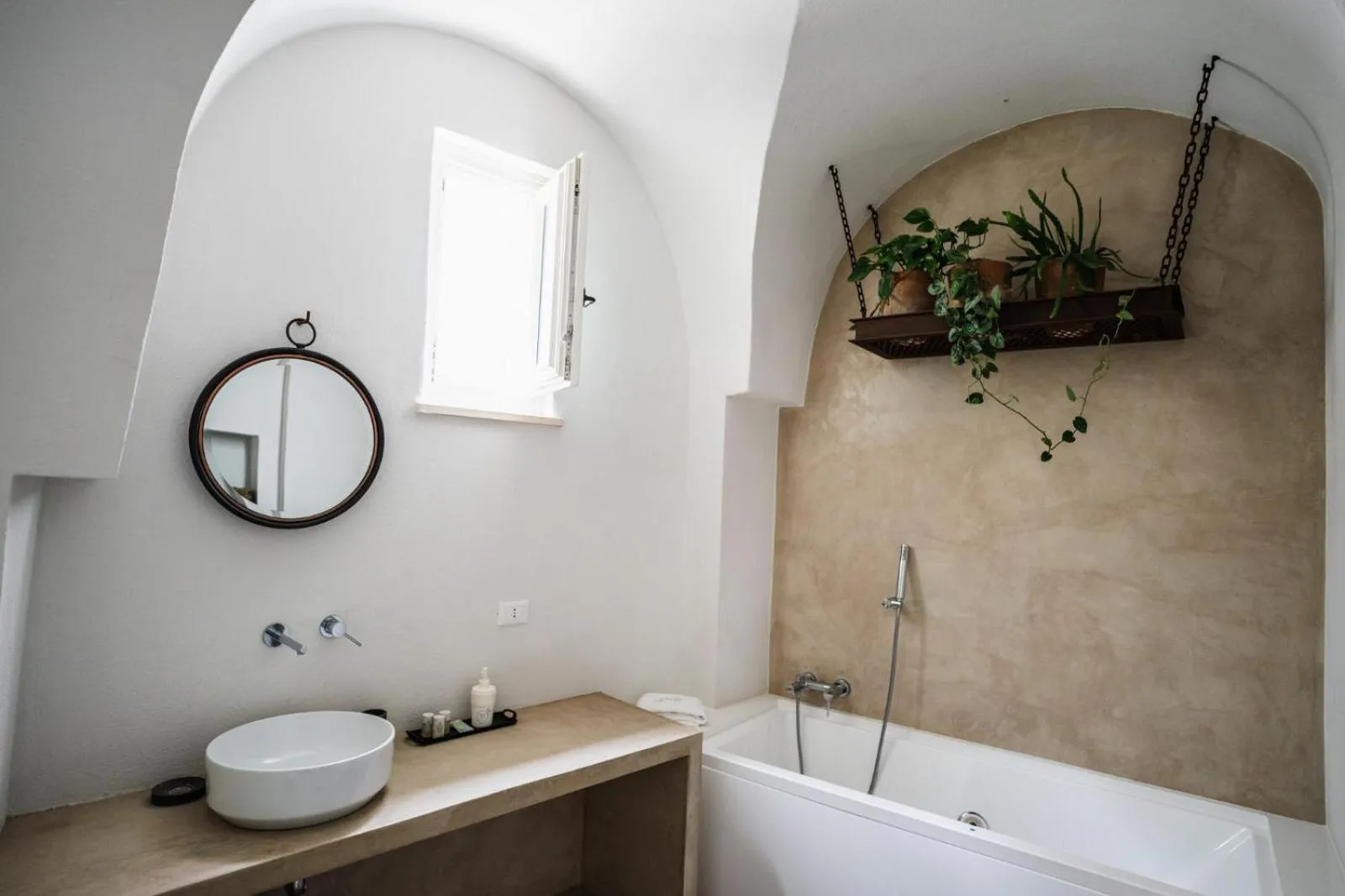 Hot Tub in Orazio33 b&b