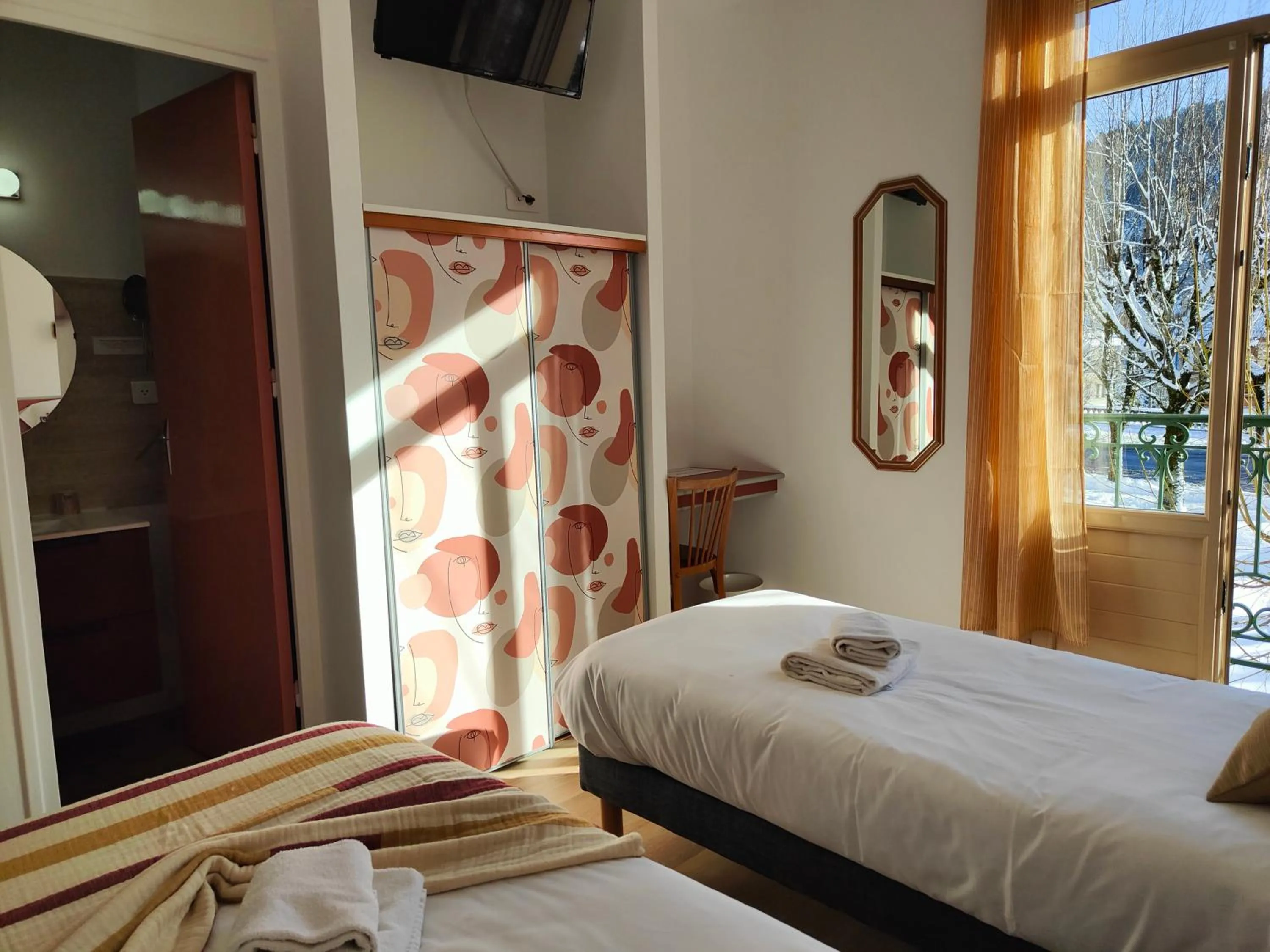 Bed in Hotel Au Val Doré