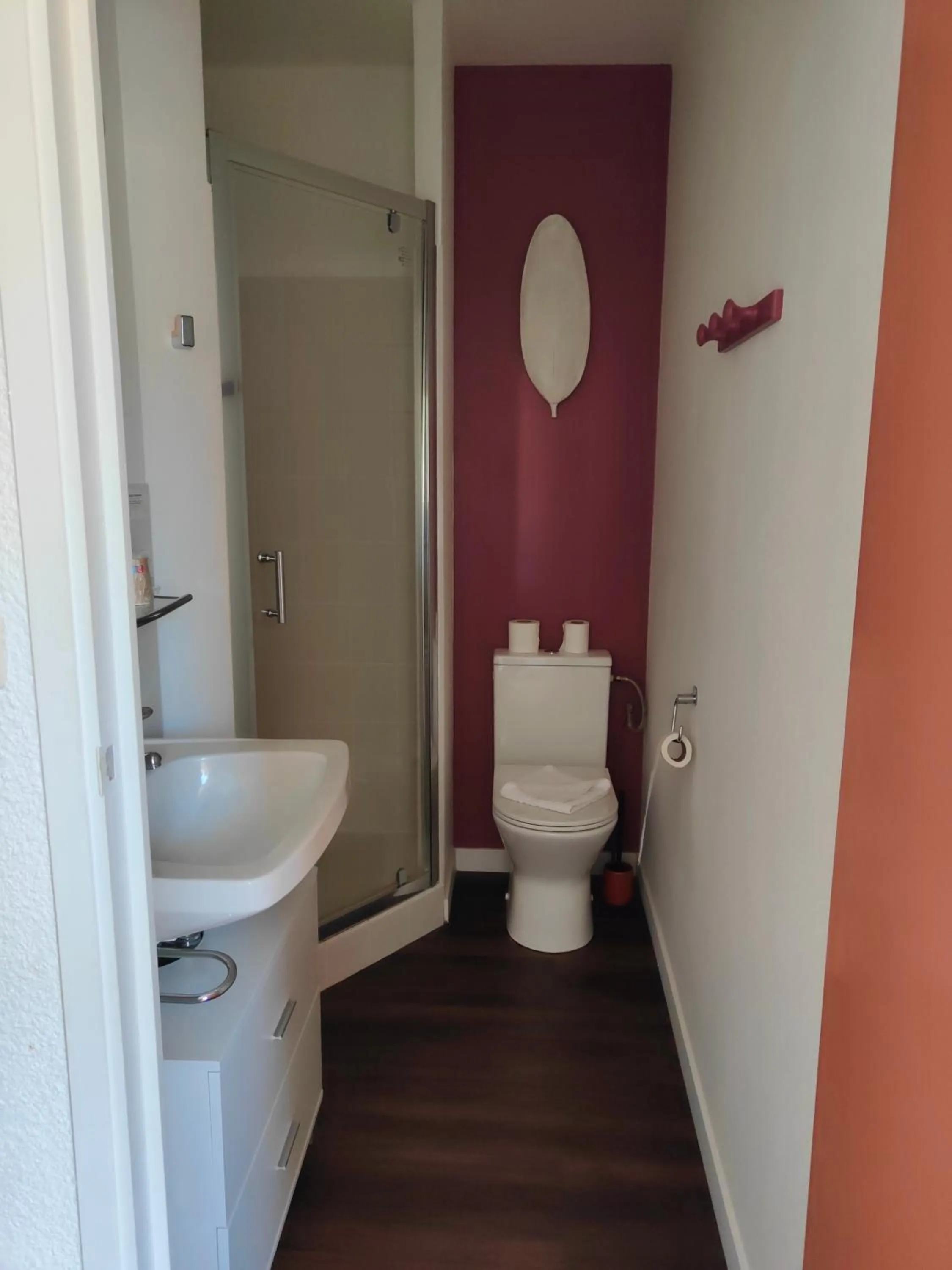 Toilet in Hotel Au Val Doré