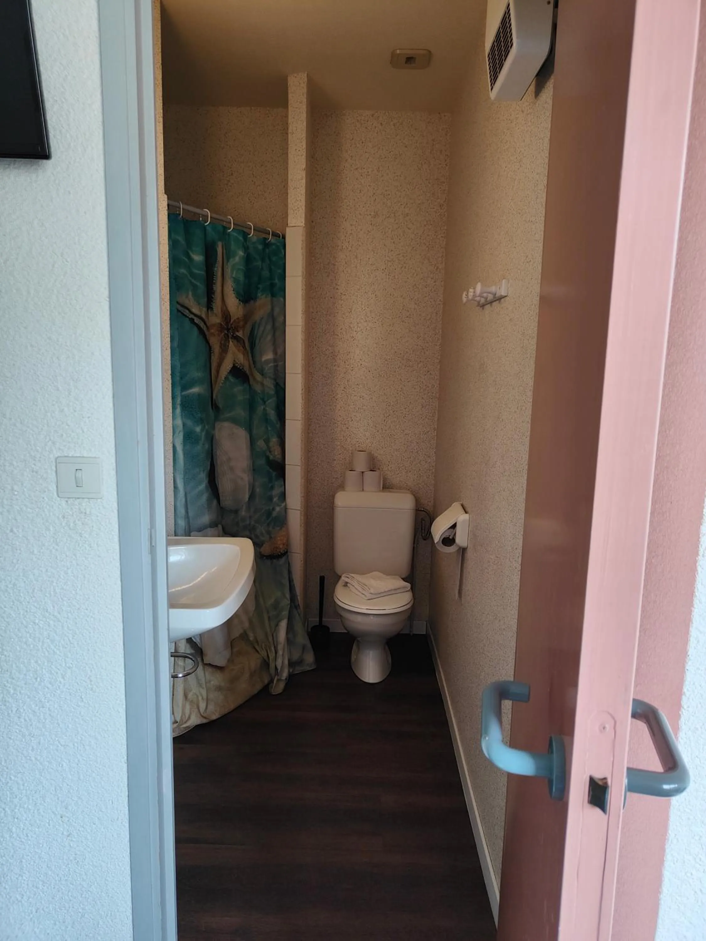 Bathroom in Hotel Au Val Doré