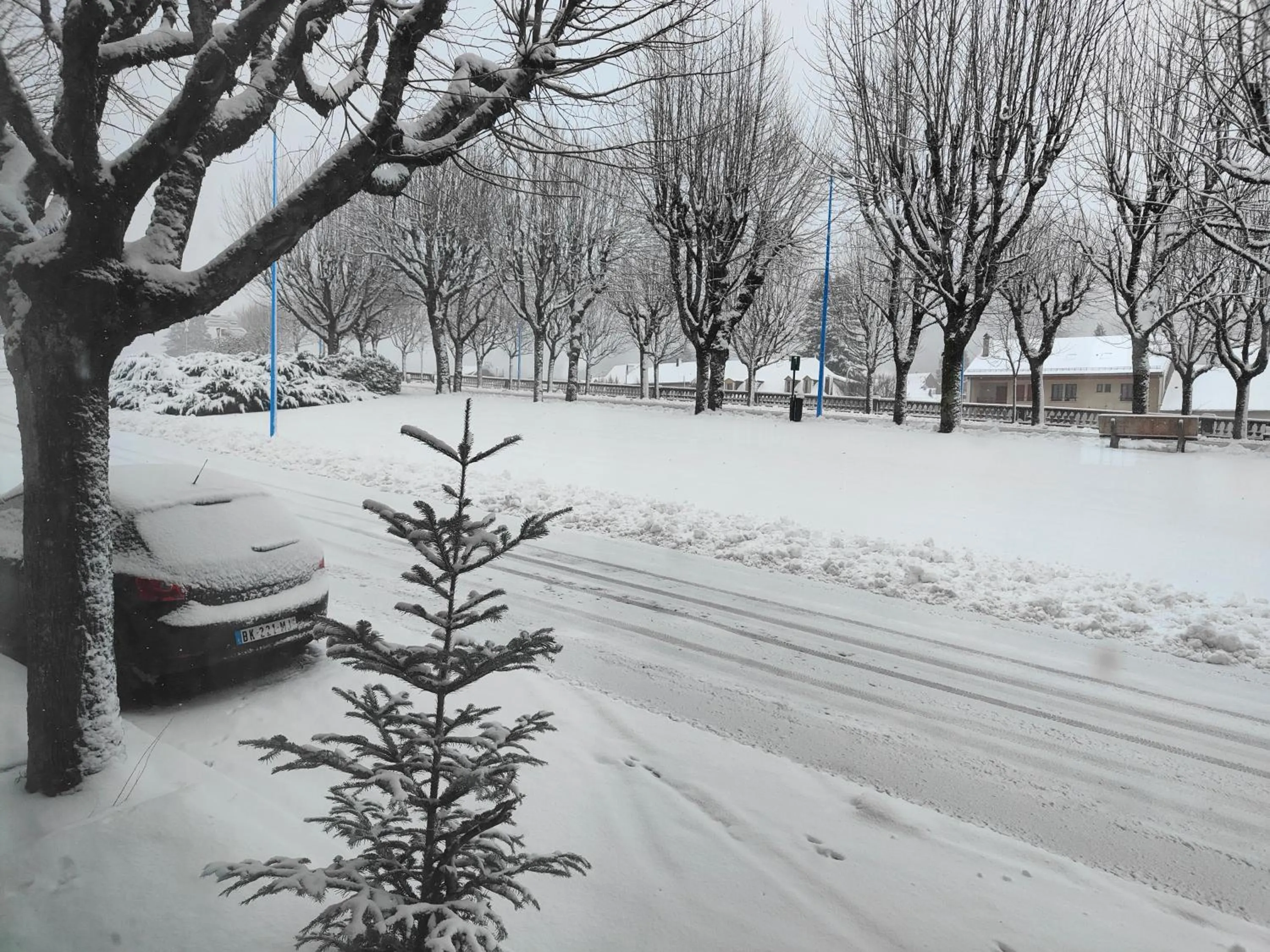 City view in Hotel Au Val Doré