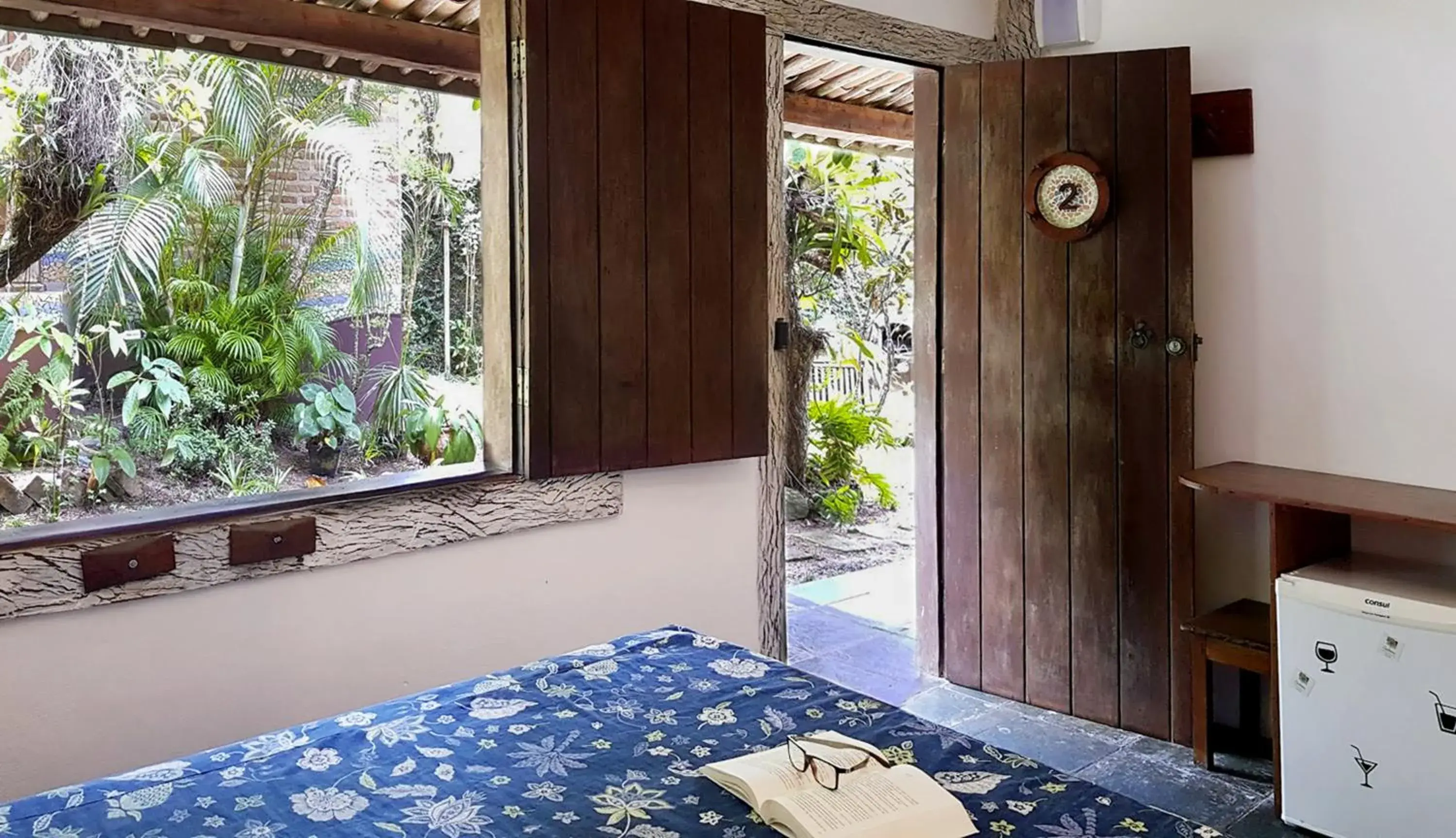 Double or Twin Room with Balcony - single occupancy in Pousada Bucaneiros Double or Twin Room with Balcony - single occupancy in Pousada Bucaneiros