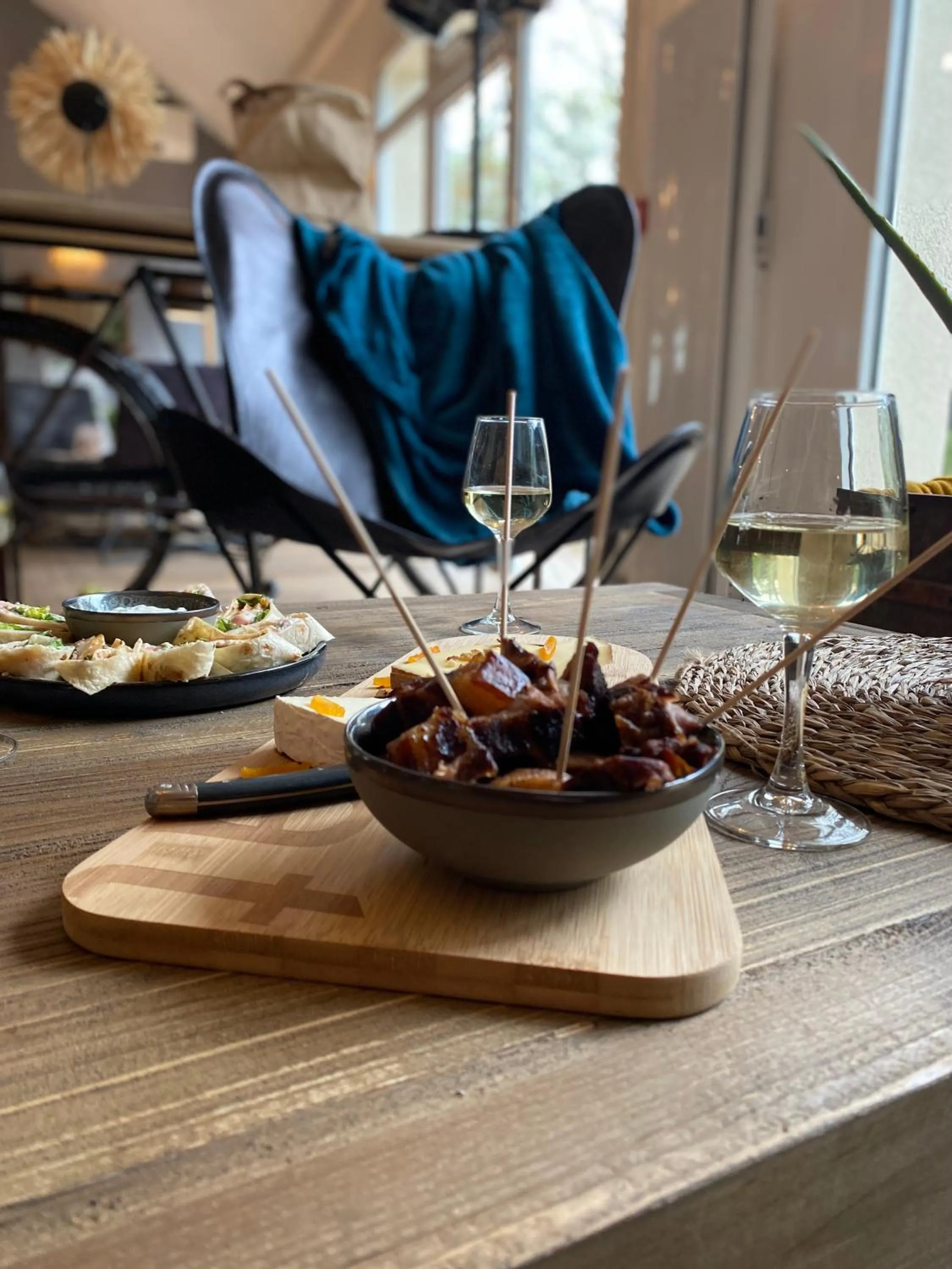 Lounge or bar in The Originals City, Angers Sud, Le Village 49