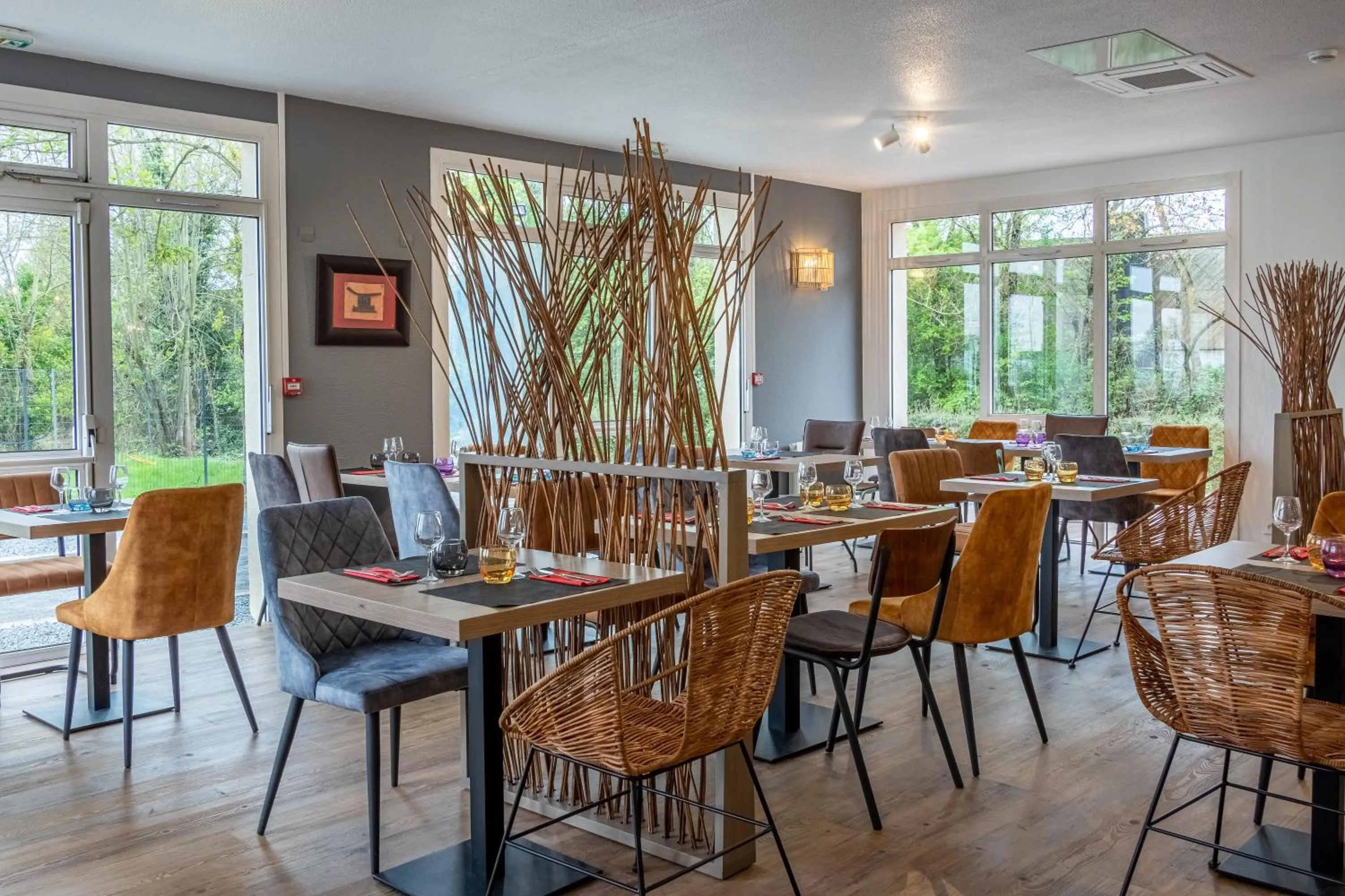 Restaurant/places to eat in The Originals City, Angers Sud, Le Village 49