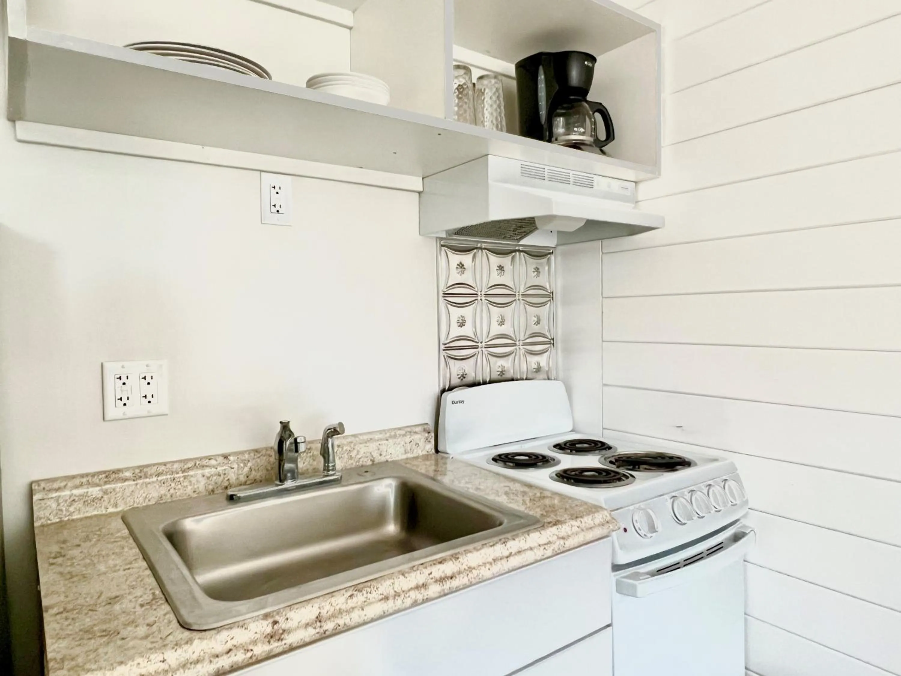 pet friendly in Atlantic Oceanside Dewey