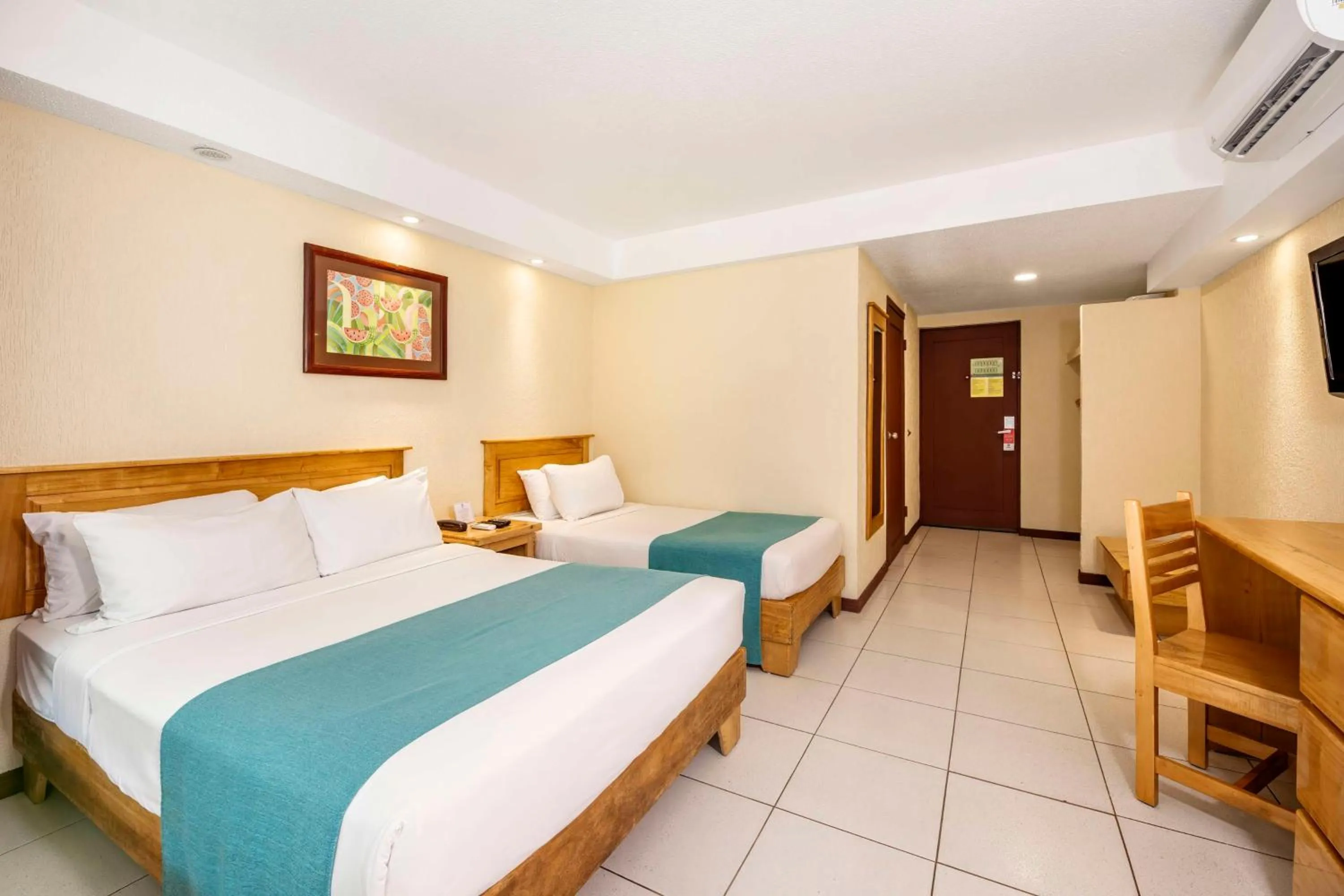 Bedroom, Bed in Best Western Jaco Beach All Inclusive Resort