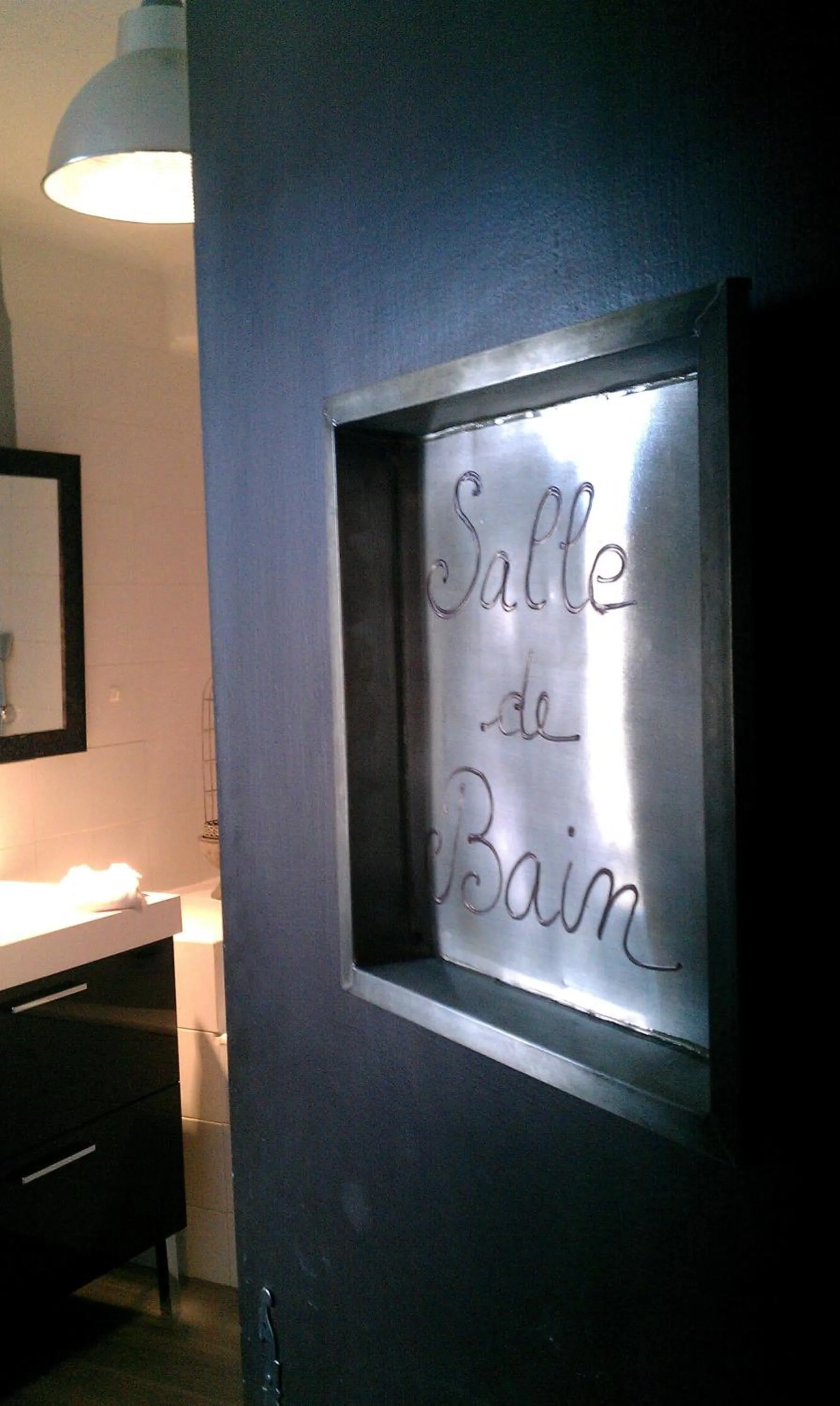 Logo/Certificate/Sign in L' Oustaloun