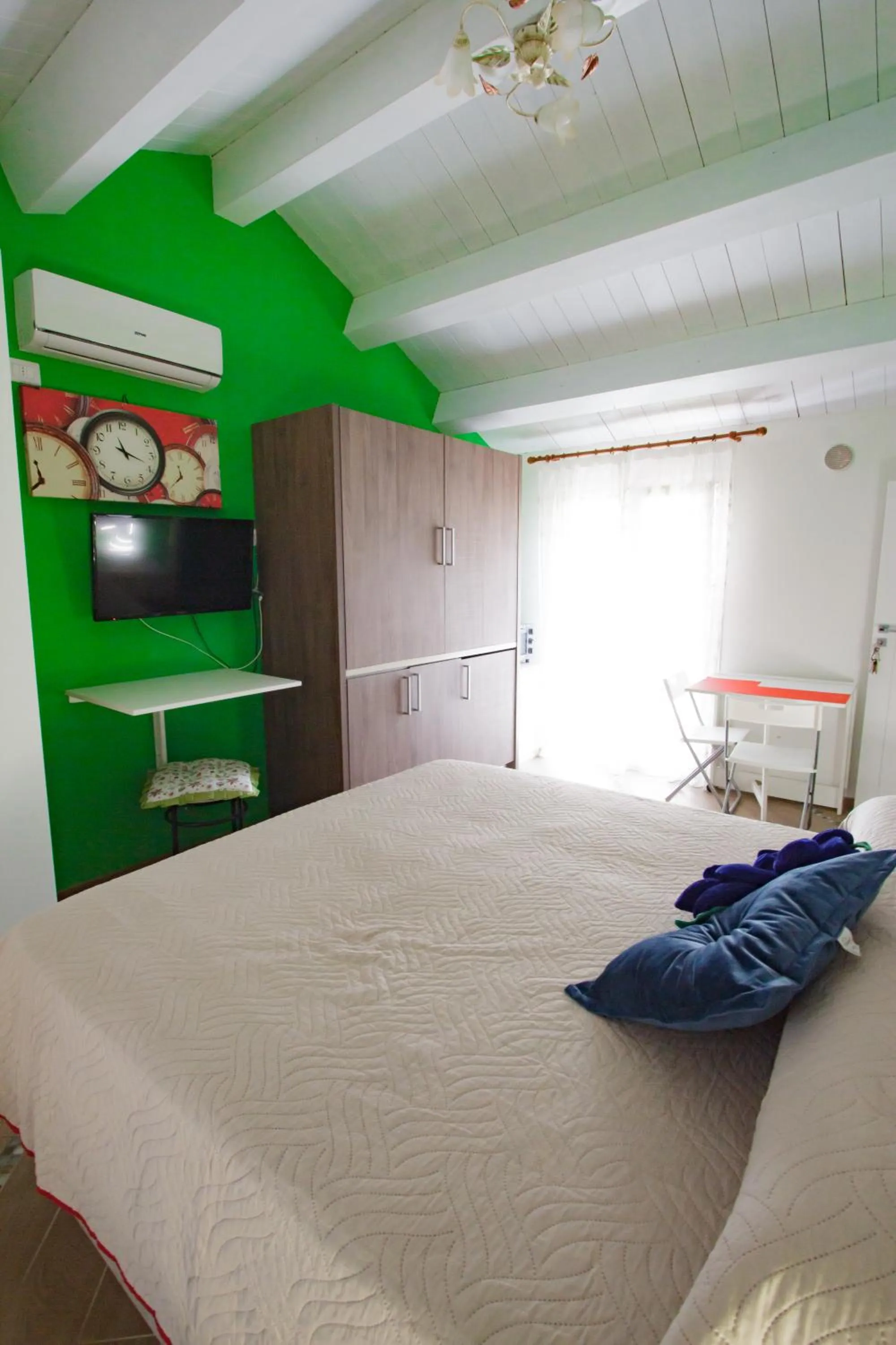 Bedroom, Bed in Eden Lilli B&B