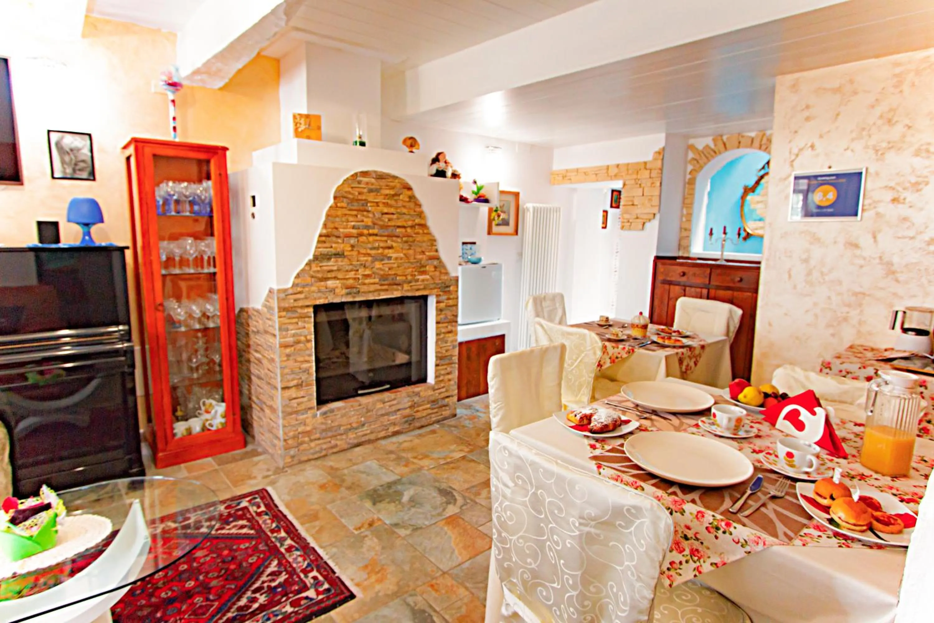 Dining area in Eden Lilli B&B