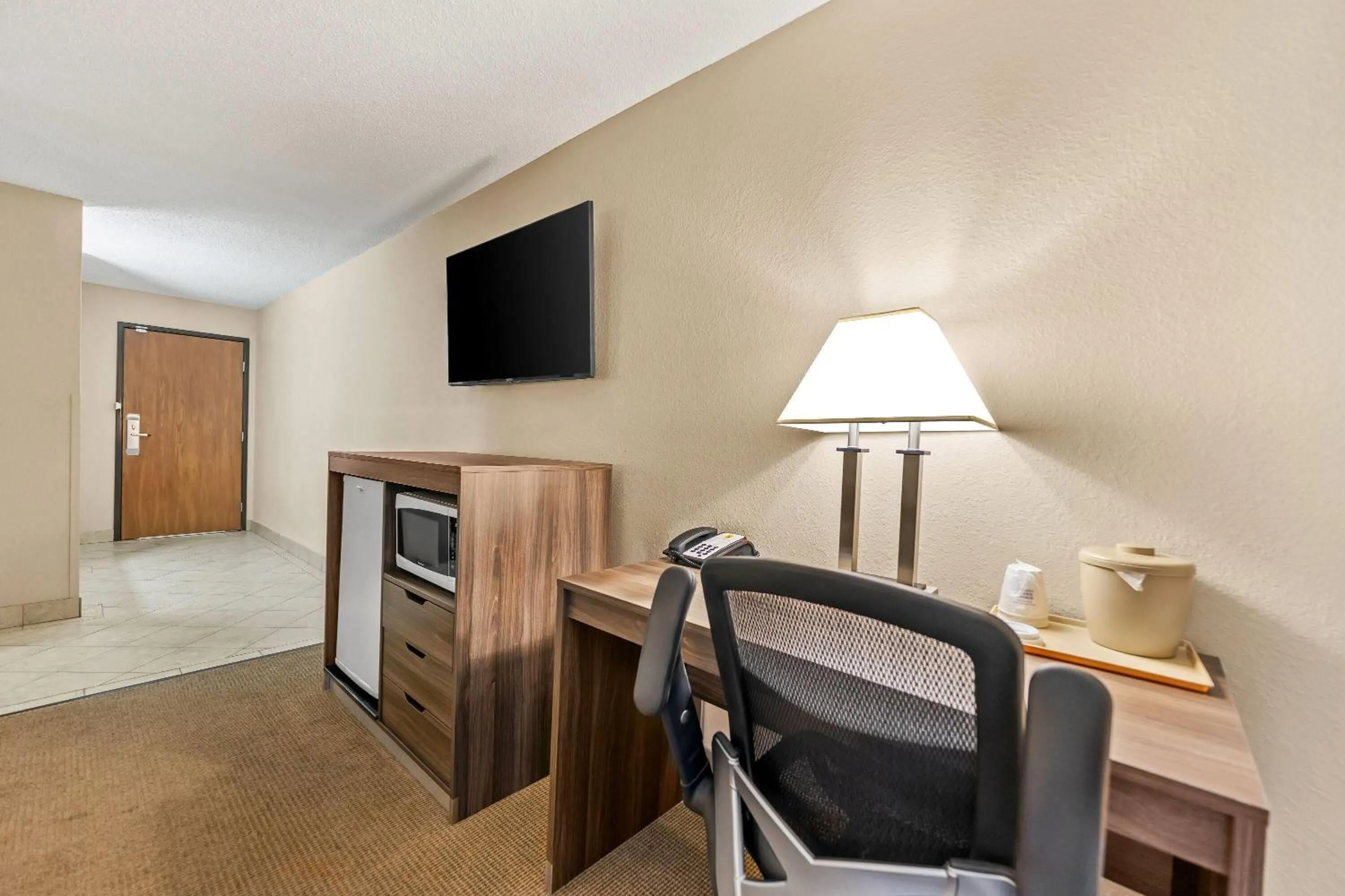 Bed in Super 8 by Wyndham Elgin