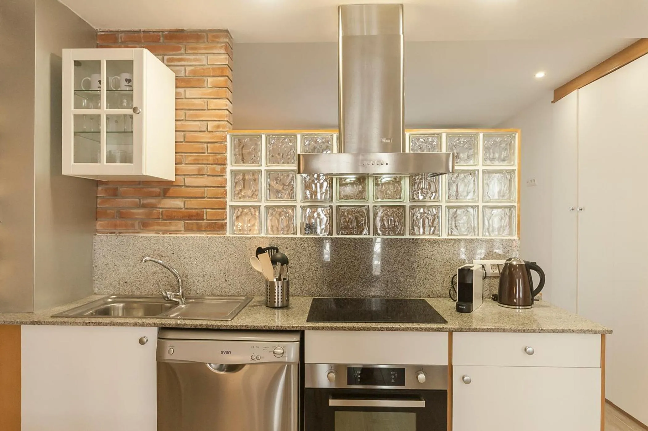Kitchen or kitchenette in Lets Holidays NICE LOFT IN THE CENTER OF TOSSA