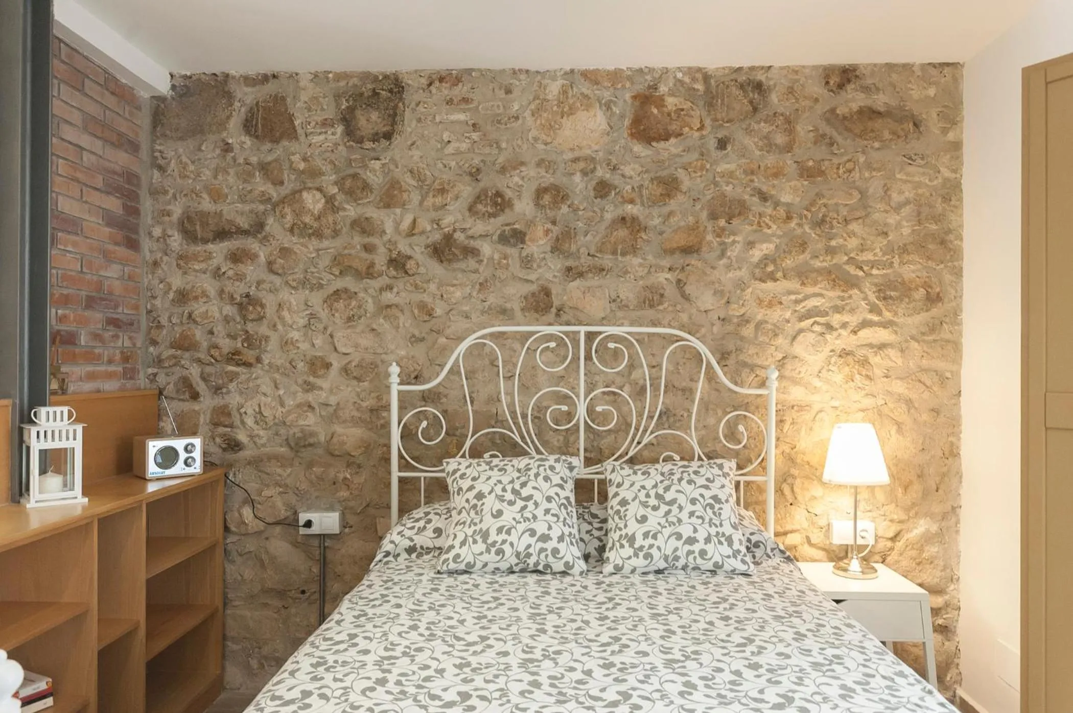 Bed in Lets Holidays NICE LOFT IN THE CENTER OF TOSSA