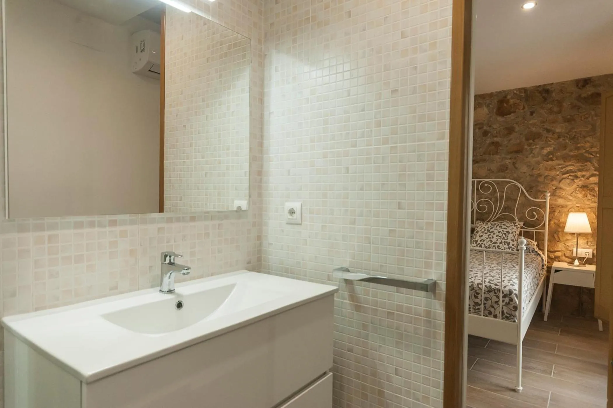 Bathroom in Lets Holidays NICE LOFT IN THE CENTER OF TOSSA
