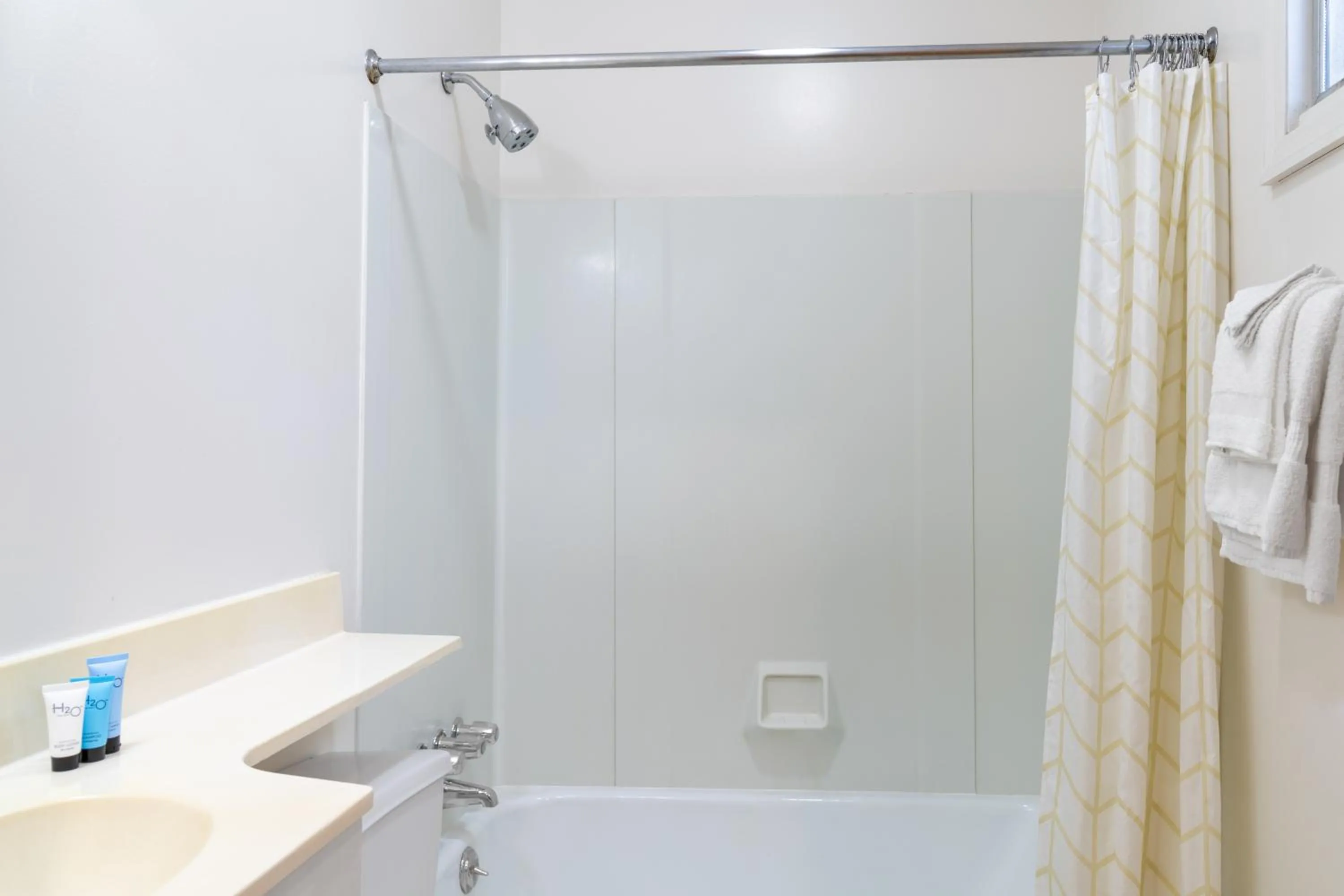 Bathroom in Sara Placid Inn & Suites