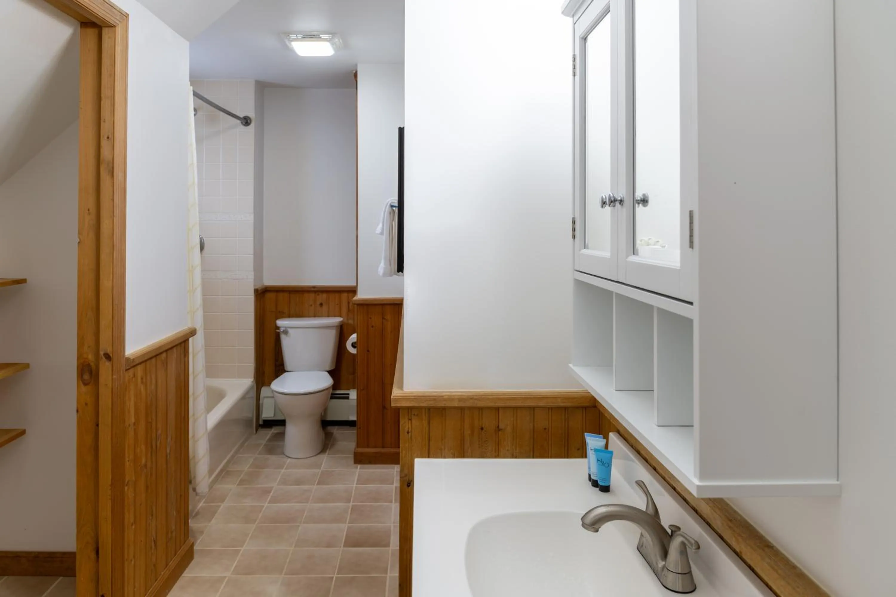 Bathroom in Sara Placid Inn & Suites
