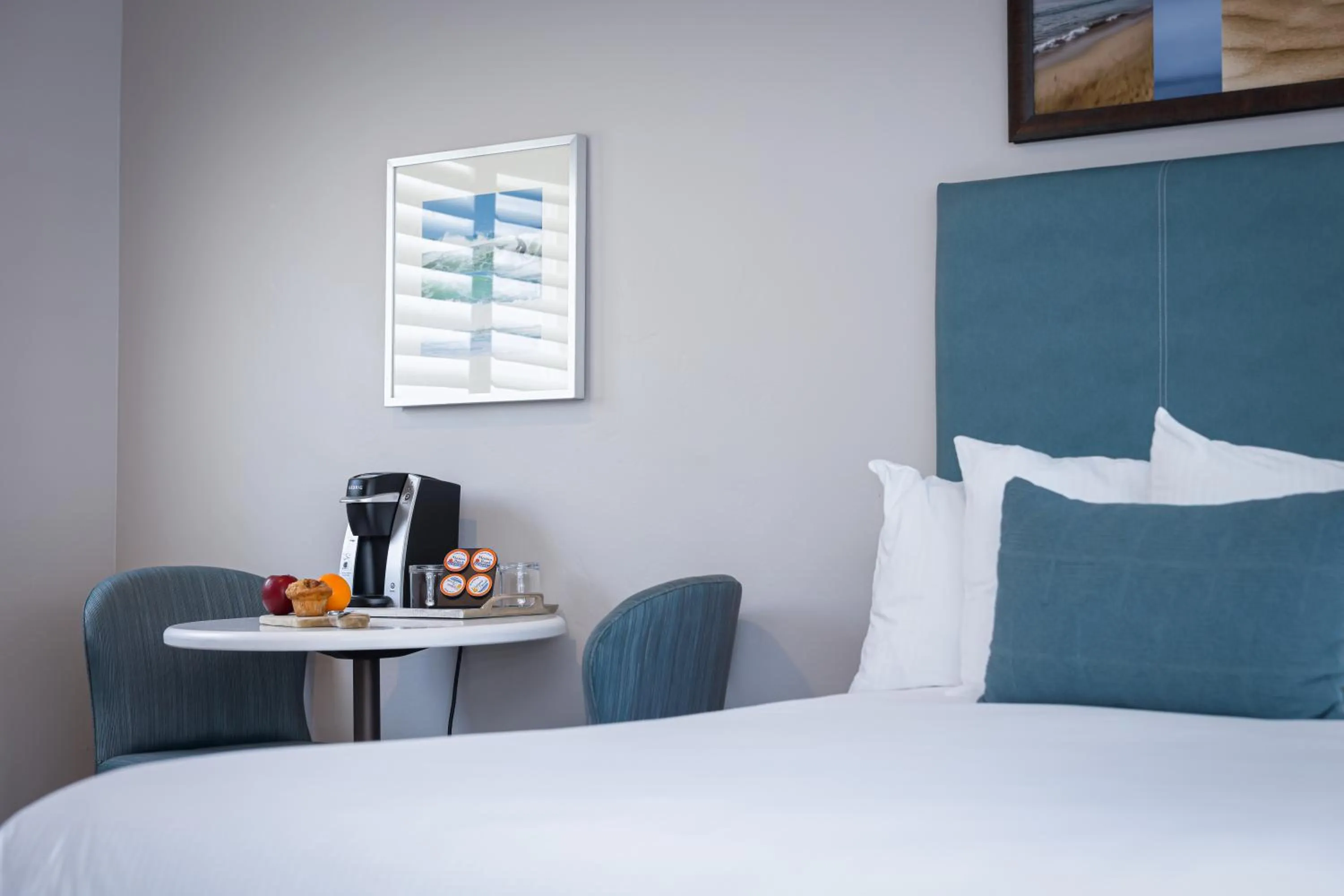 Bed in Marina Beach Motel