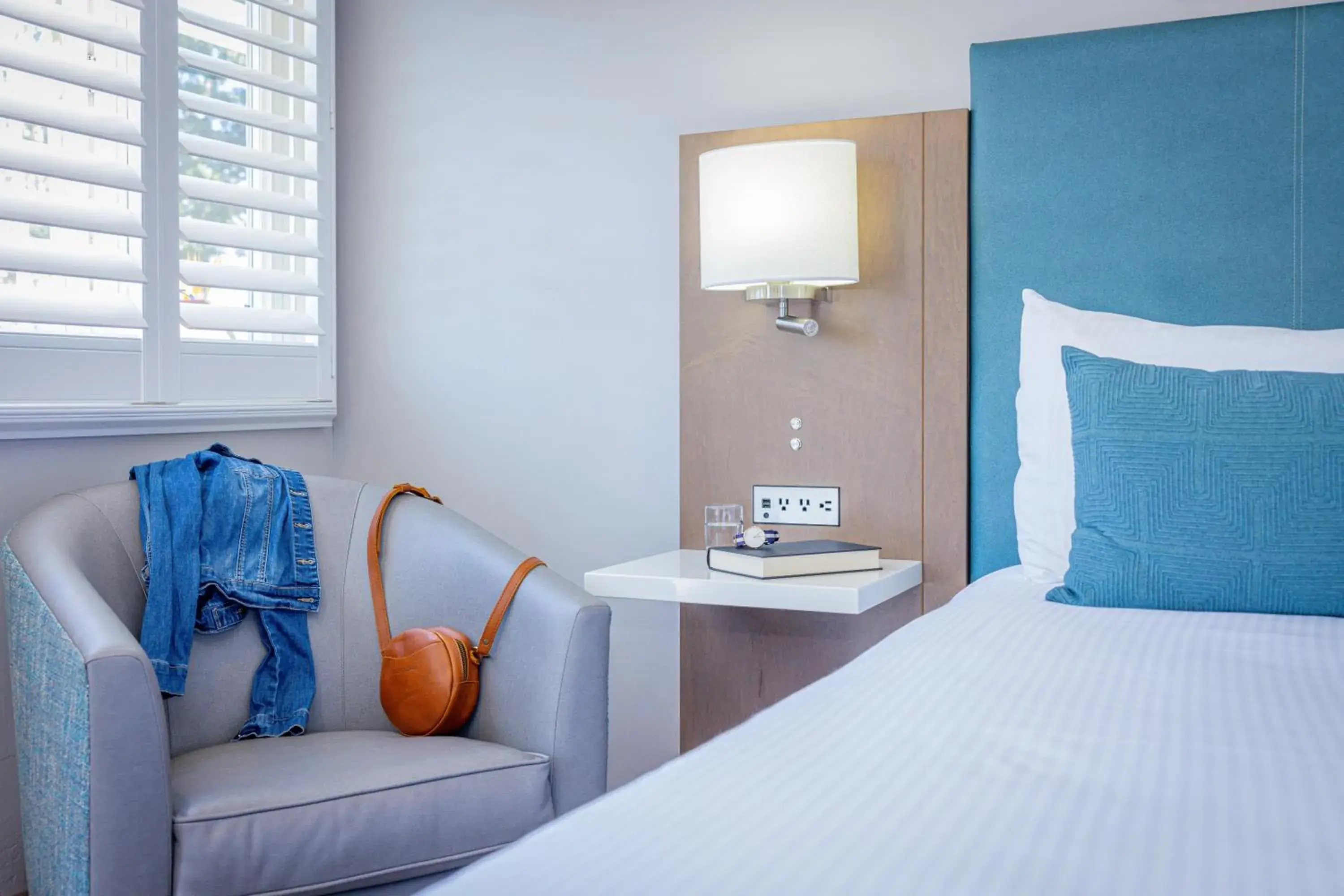 Standard King Room in Marina Beach Motel Standard King Room in Marina Beach Motel