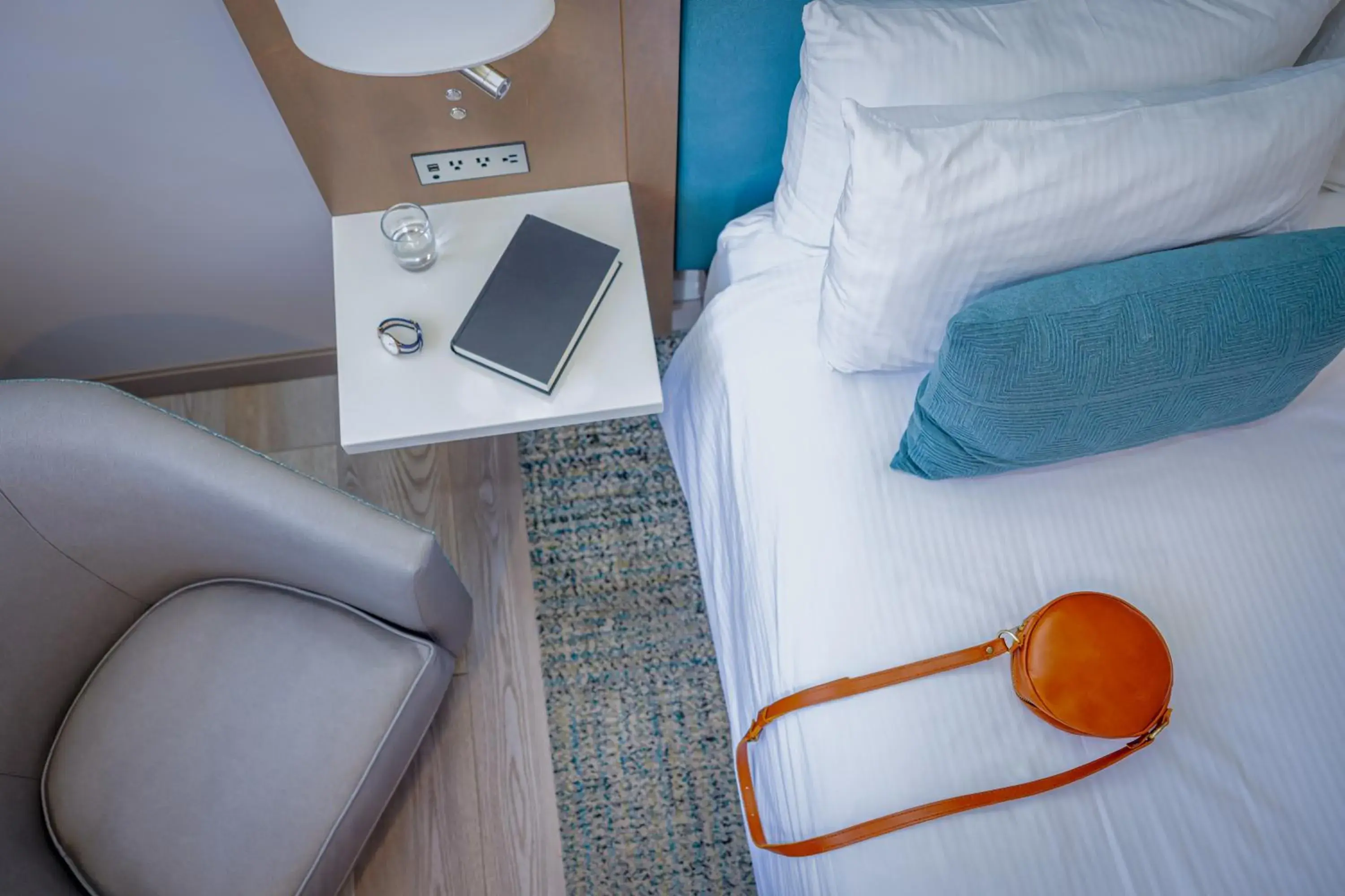 Standard King Room in Marina Beach Motel Standard King Room in Marina Beach Motel