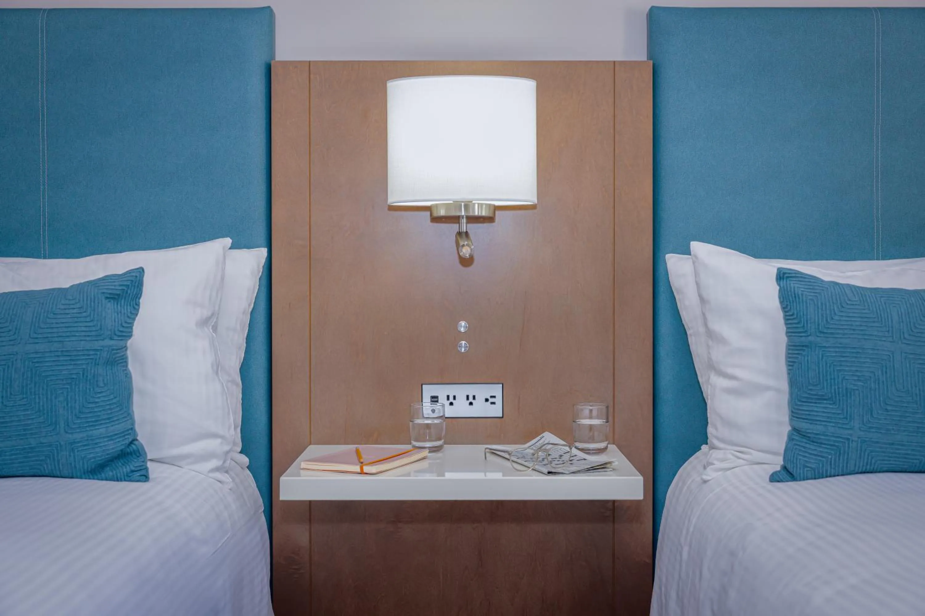 Bed in Marina Beach Motel