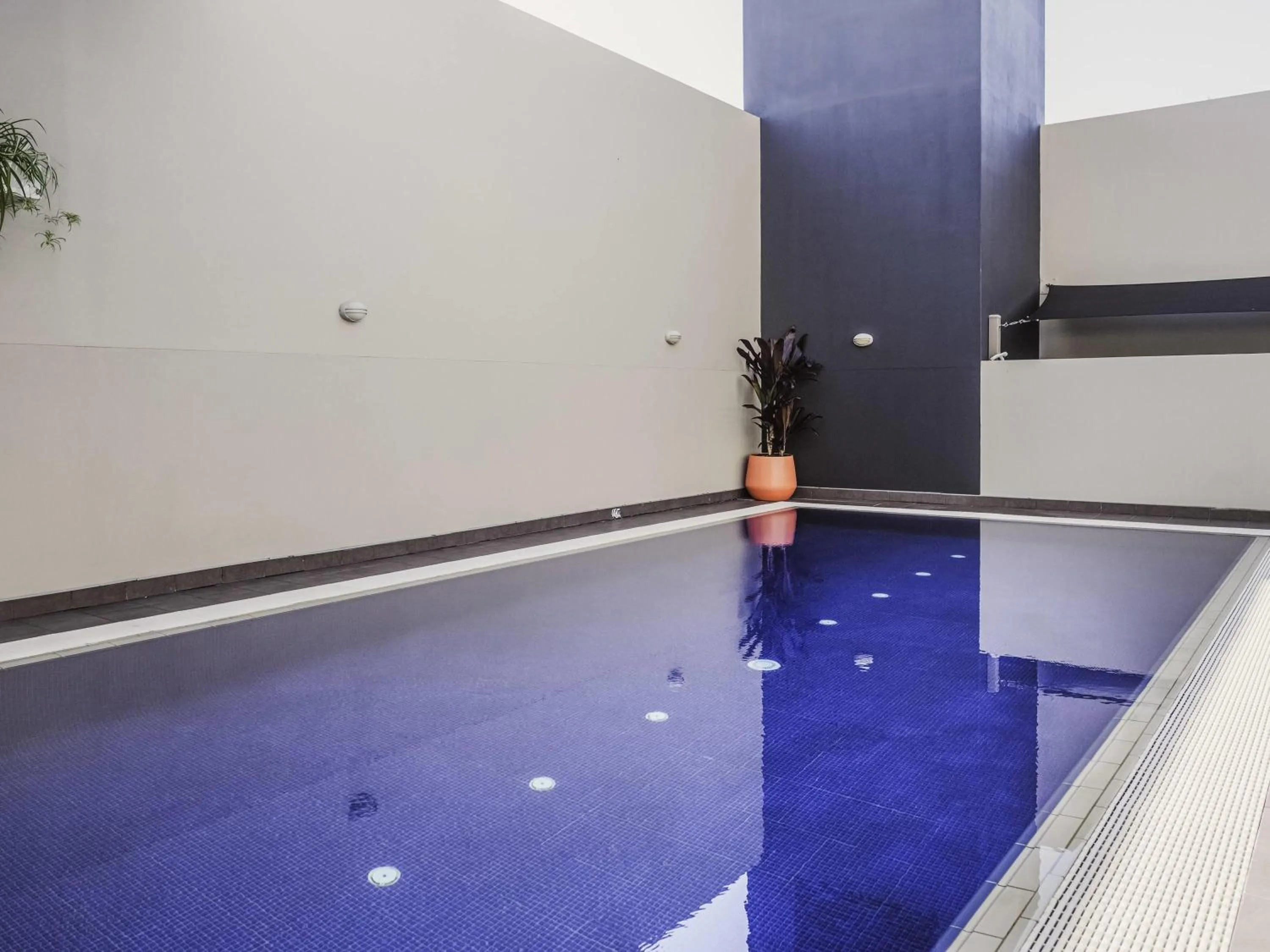 Pool view in Mercure Centro Port Macquarie