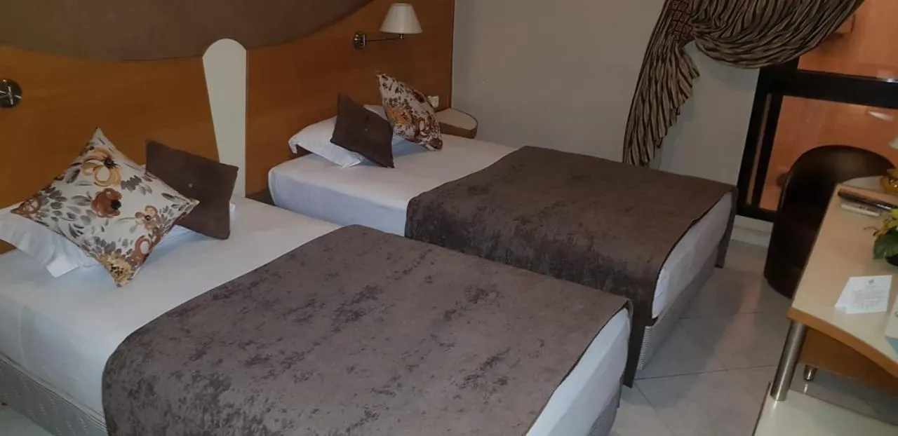 Bed in Hotel Mounia