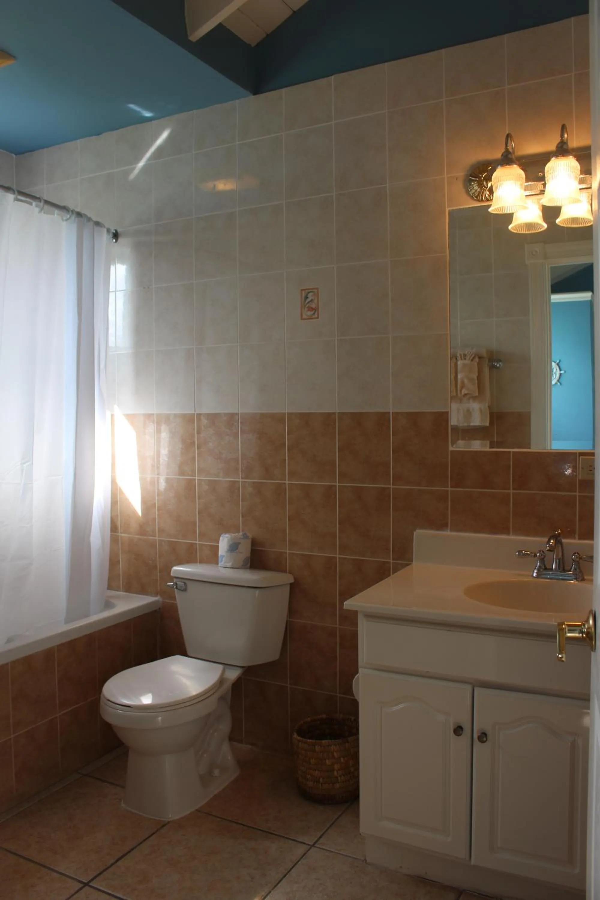 Bathroom in Hideaways Exuma