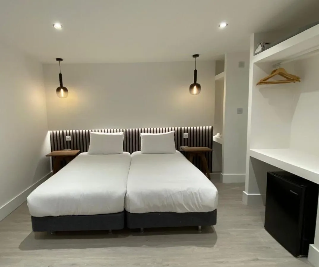 Bed in RIOSHOUSE Henley