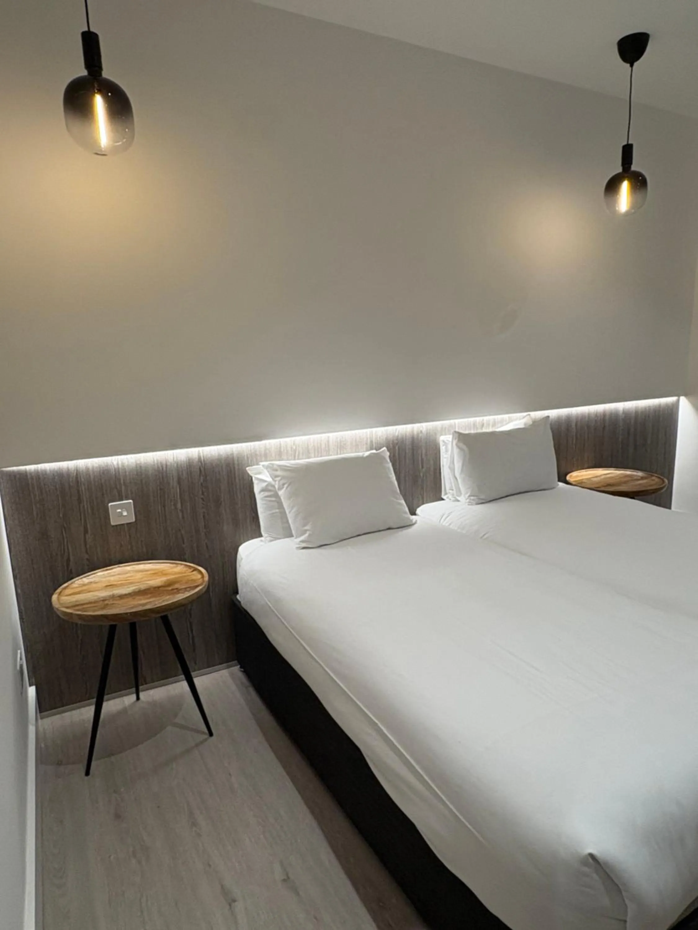 Bed in RIOSHOUSE Henley