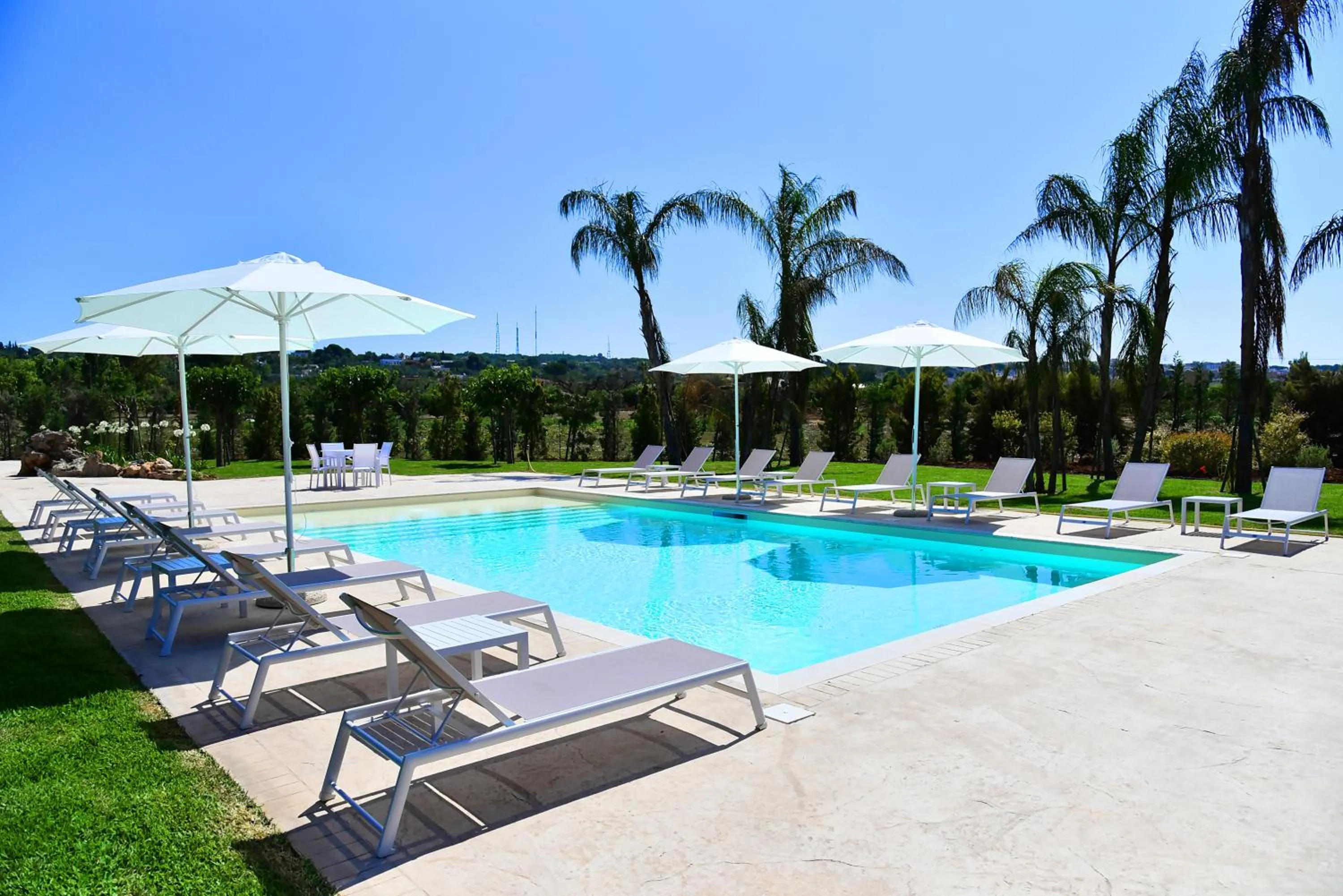 Swimming pool in Borgo Fiorito Relais