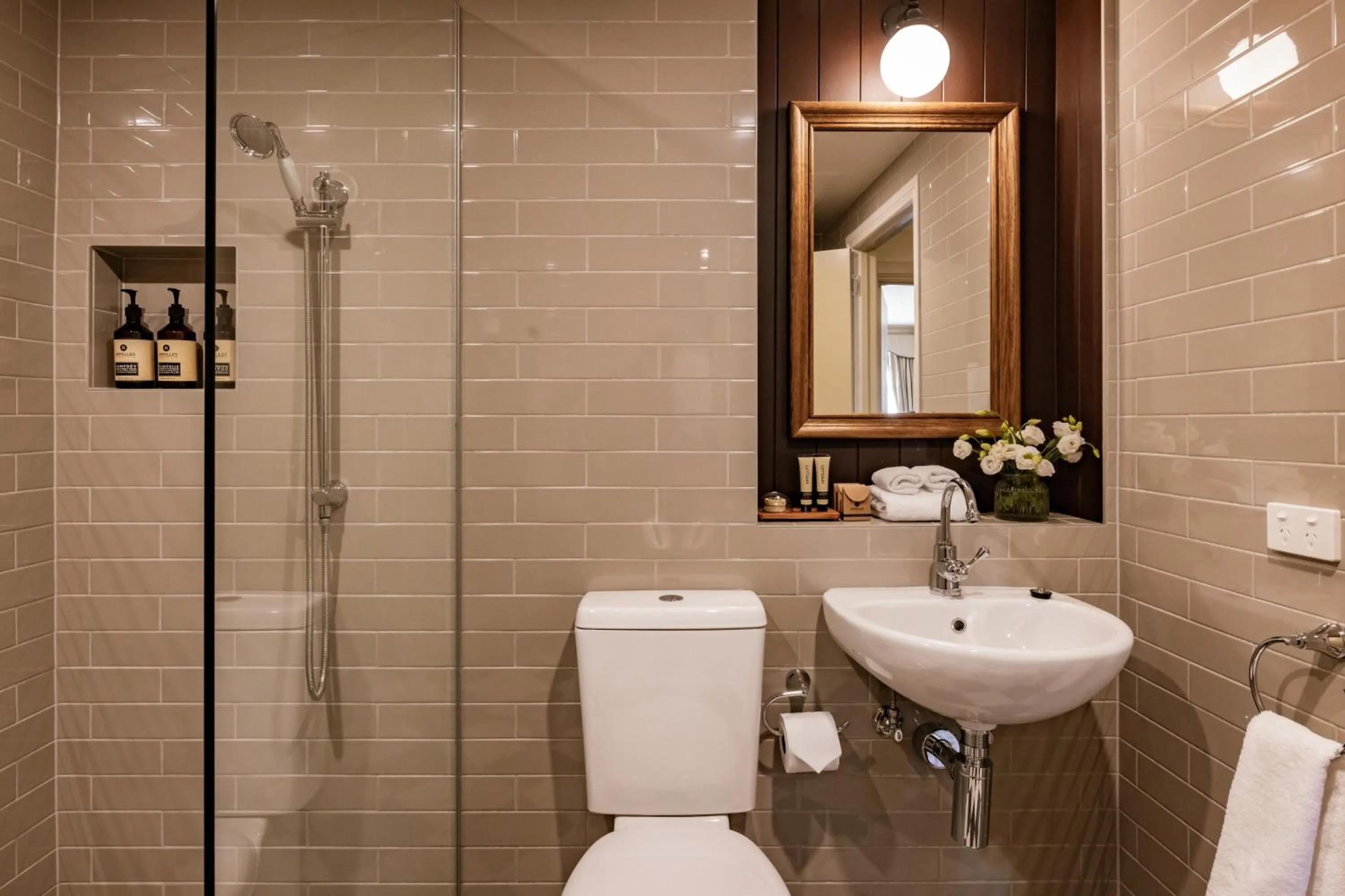 Bathroom in Hadley's Orient Hotel