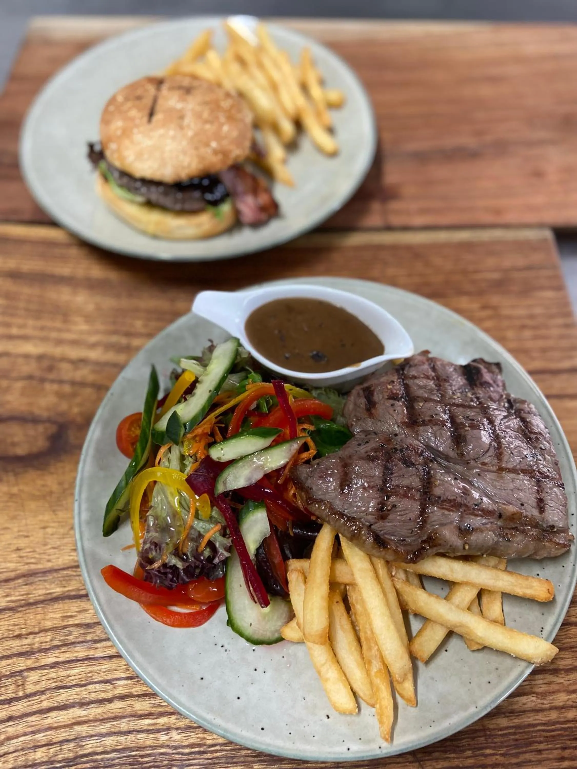 Restaurant/places to eat in Tranquil Park