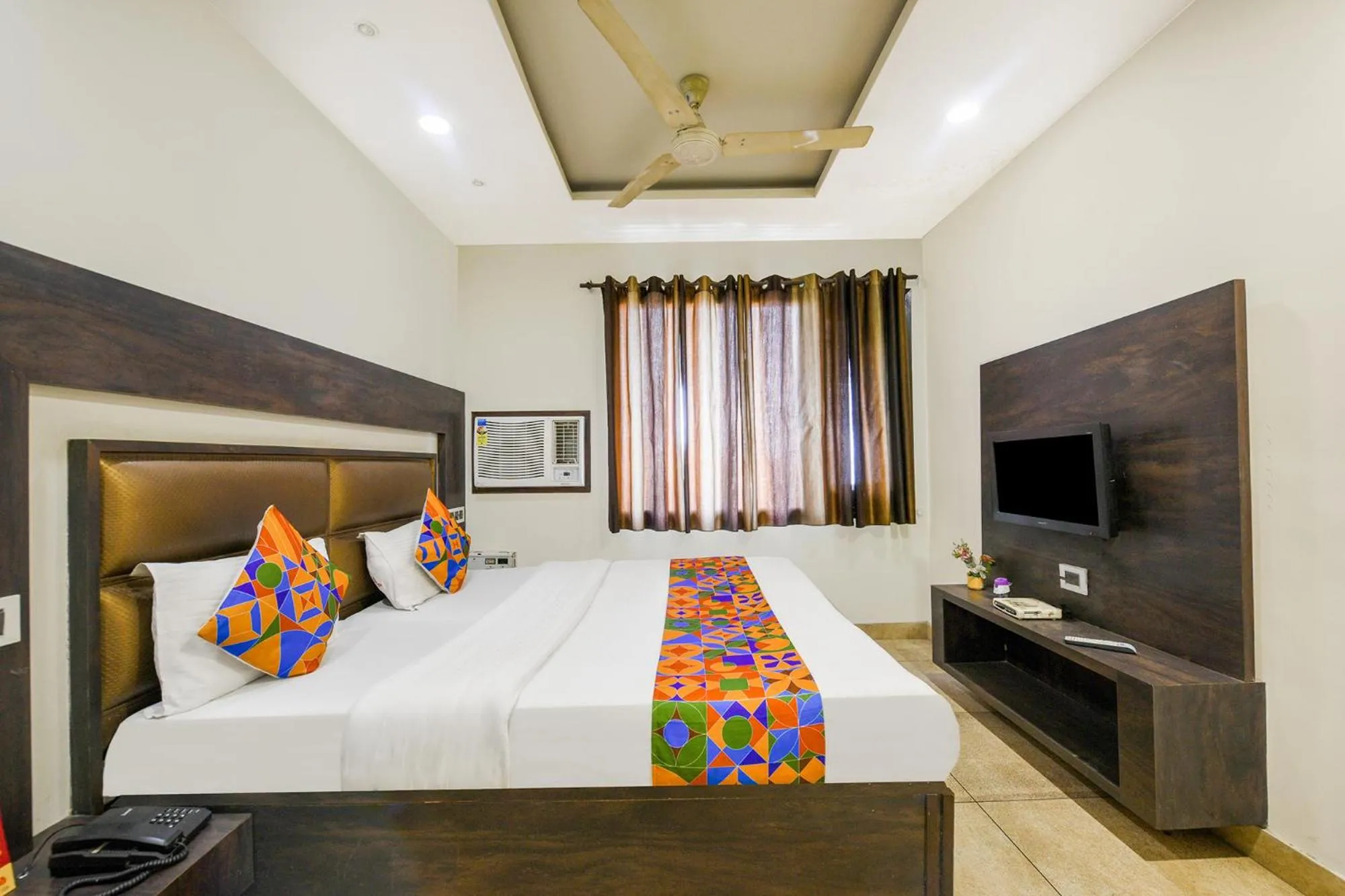 Bed in FabHotel Nanda Near Ludhiana Junction Railway Station