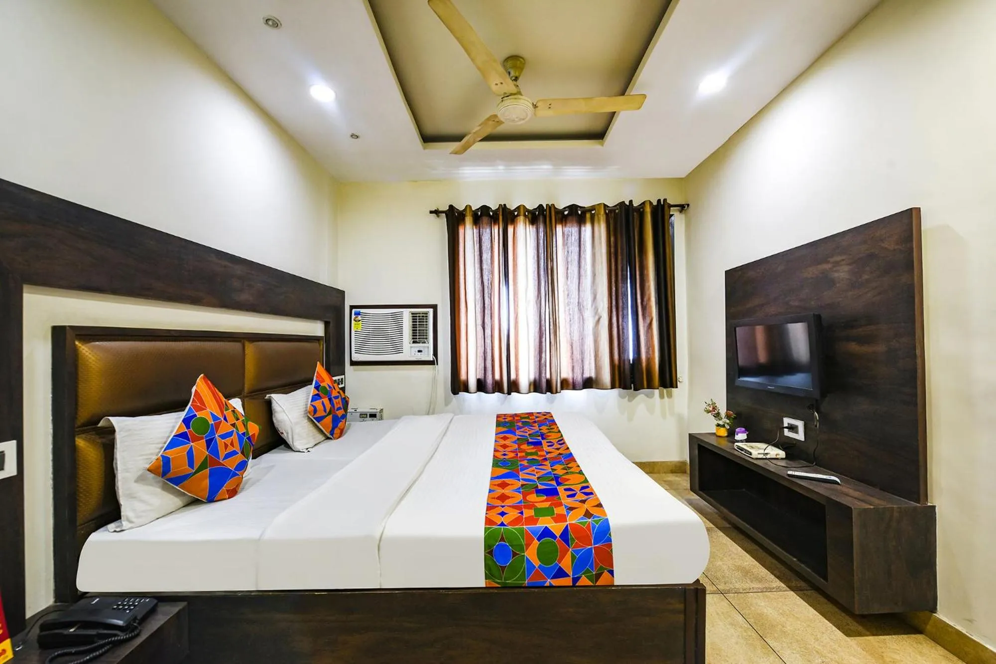 Bed in FabHotel Nanda Near Ludhiana Junction Railway Station