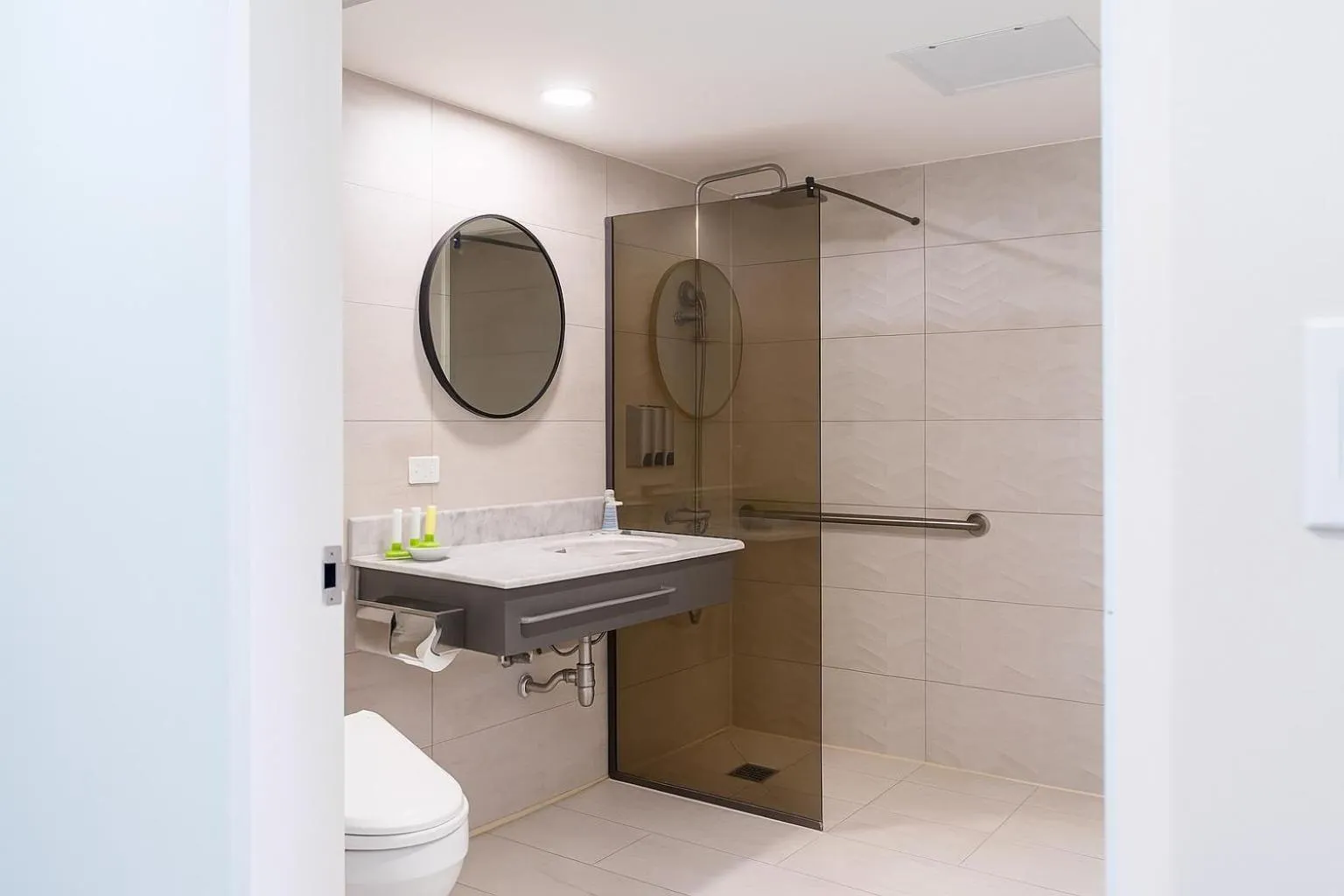 Bathroom in The Bayview Hotel Guam