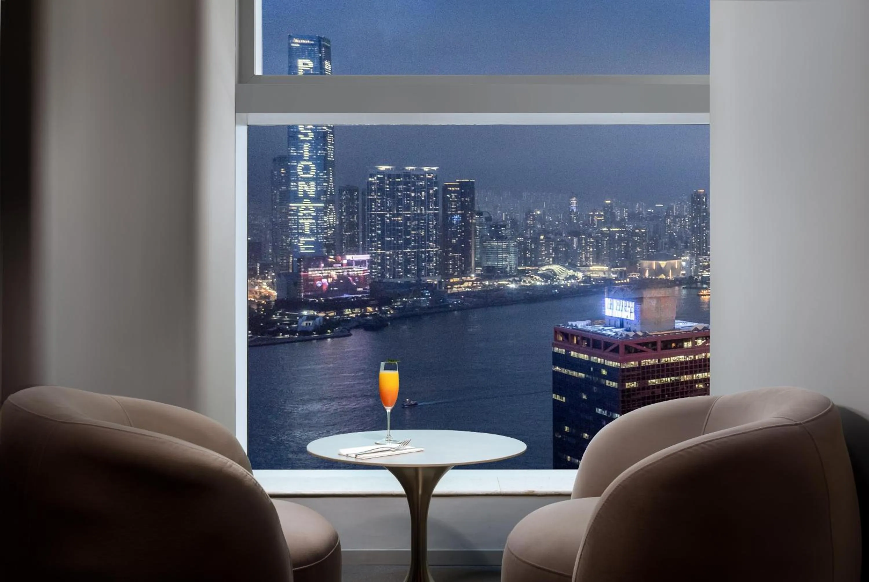 Restaurant/places to eat in Motto by Hilton Hong Kong Soho