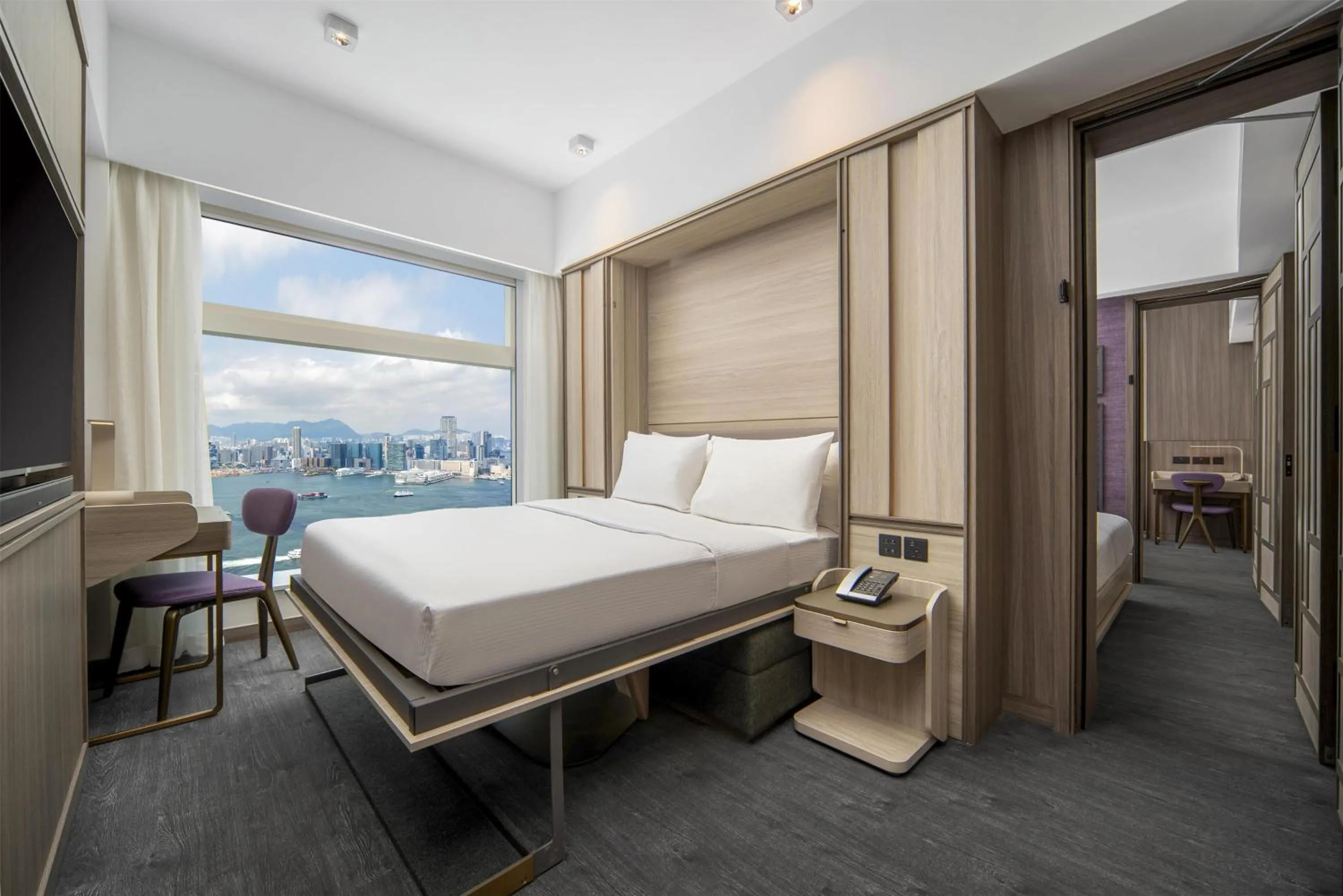 Bed in Motto by Hilton Hong Kong Soho