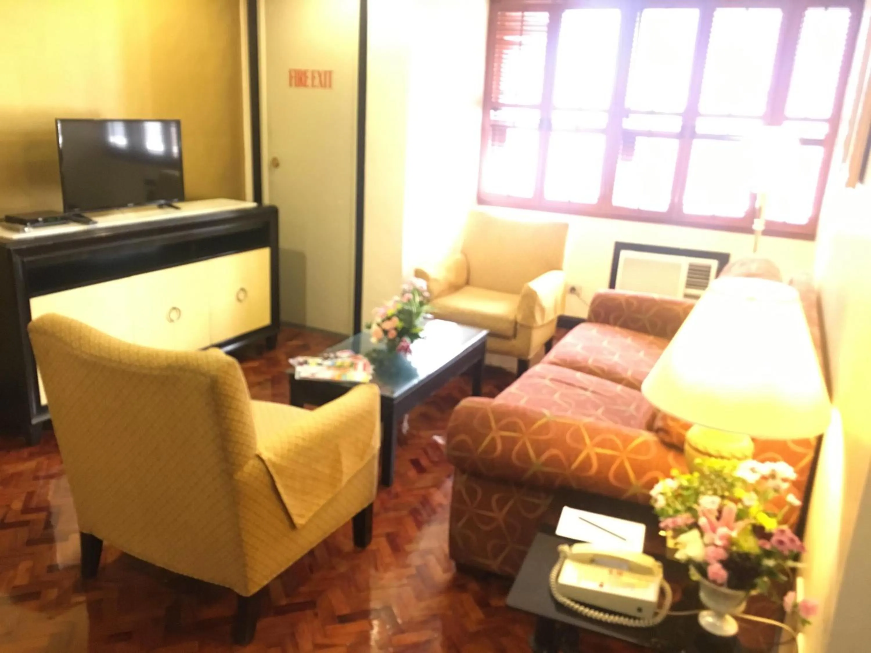 Lourdes Family Suites Makati powered by Cocotel