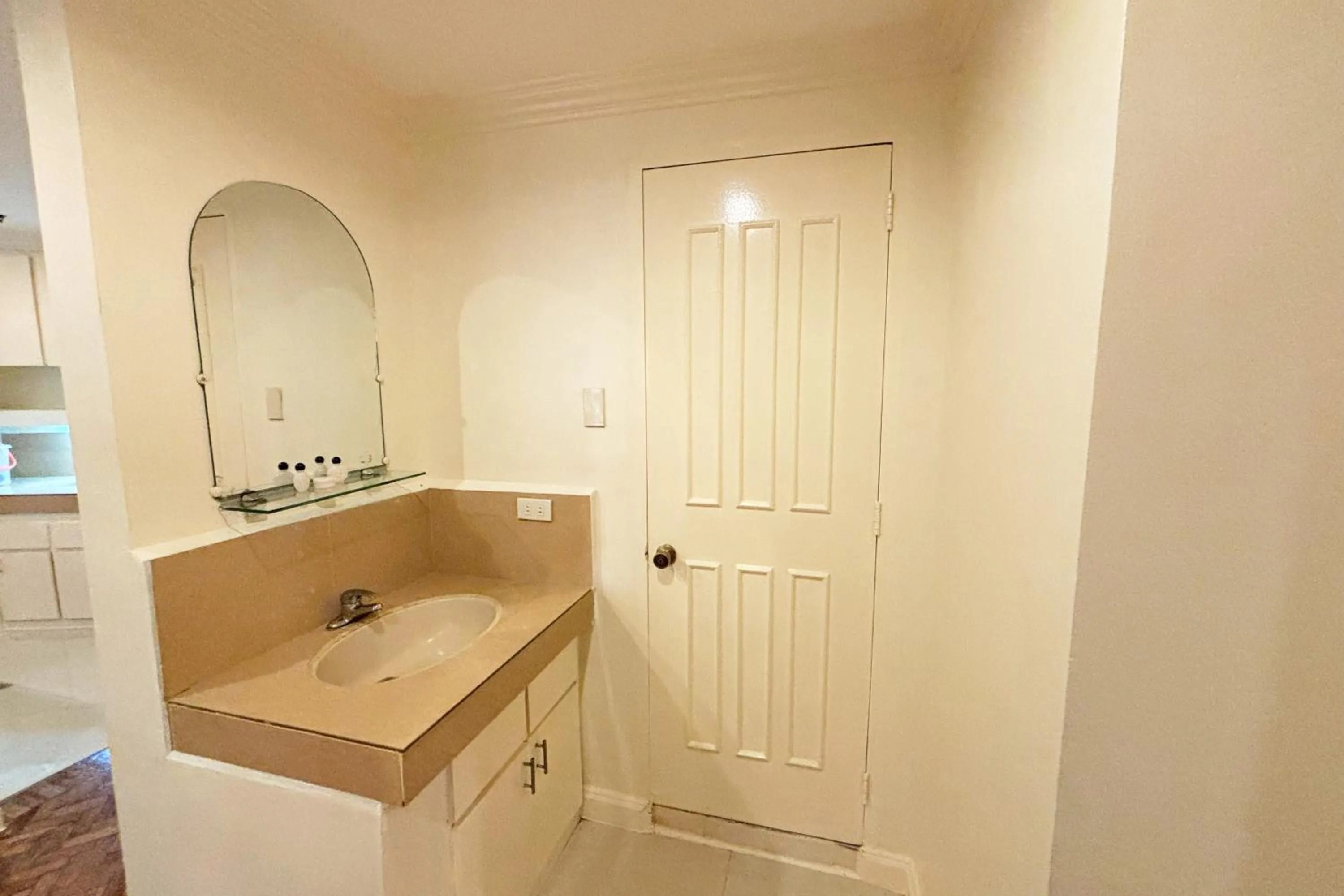 Lourdes Family Suites Makati powered by Cocotel