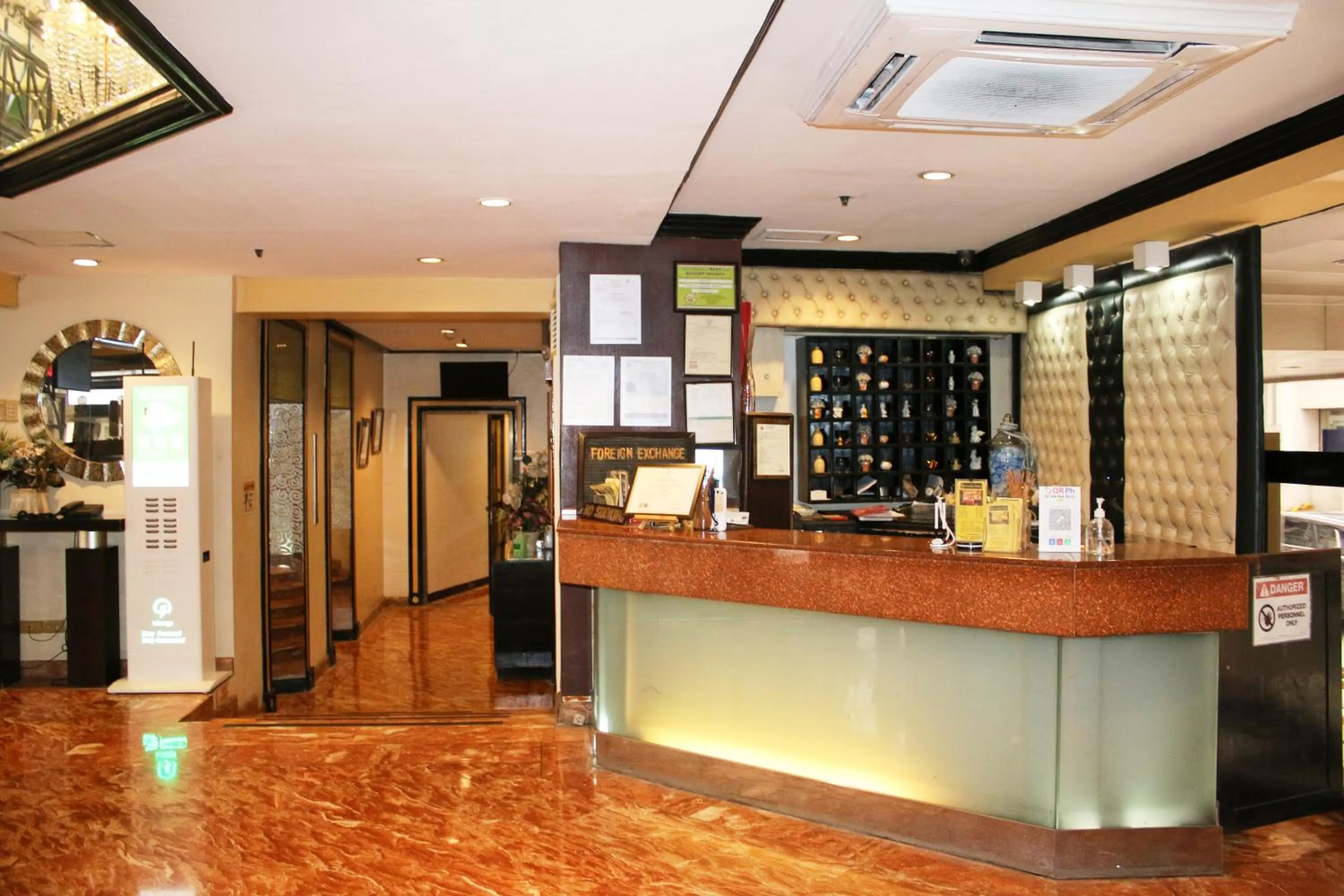 Lourdes Family Suites Makati powered by Cocotel