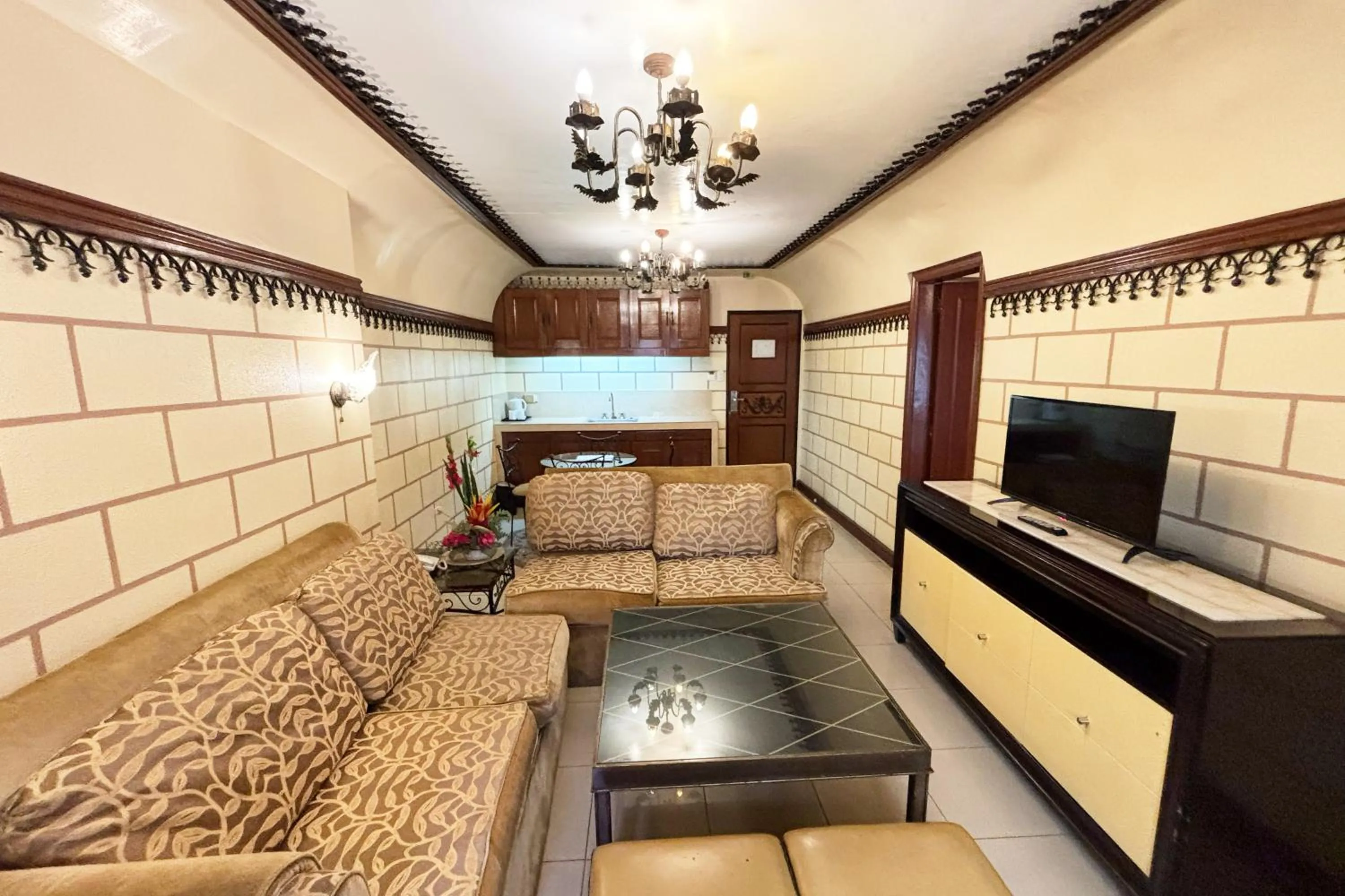 Camelot Hotel Quezon City powered by Cocotel