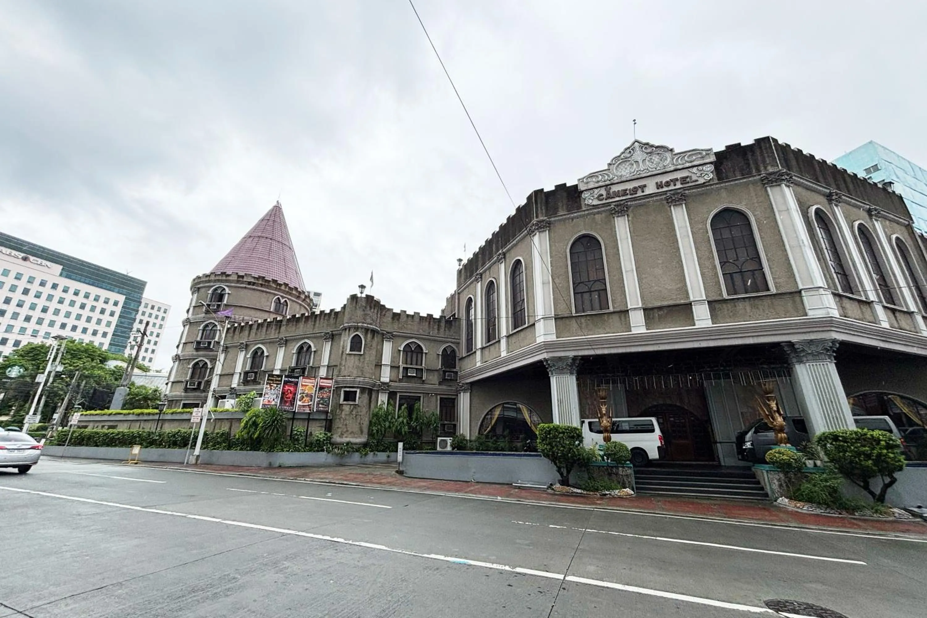 Camelot Hotel Quezon City powered by Cocotel