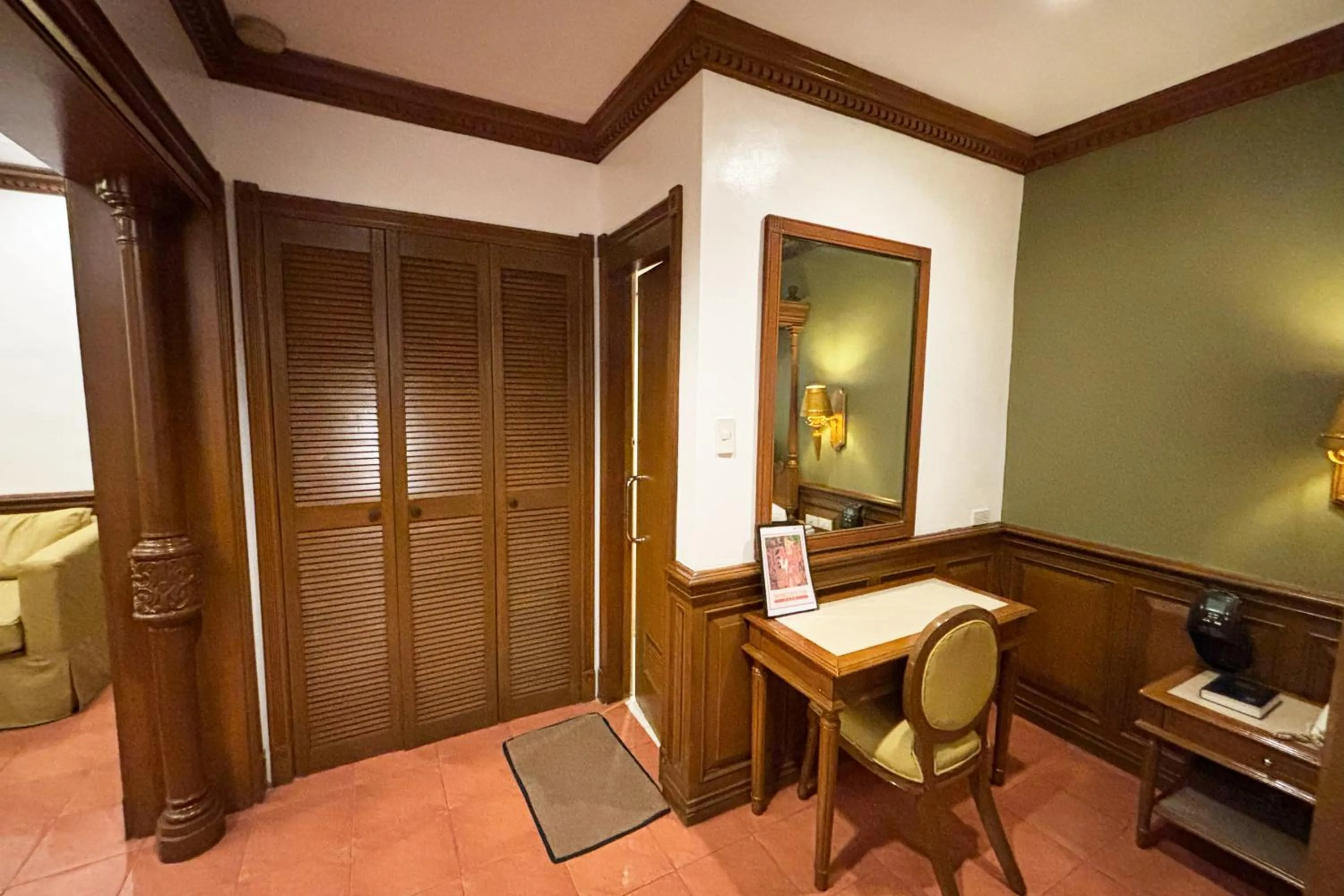 Camelot Hotel Quezon City powered by Cocotel