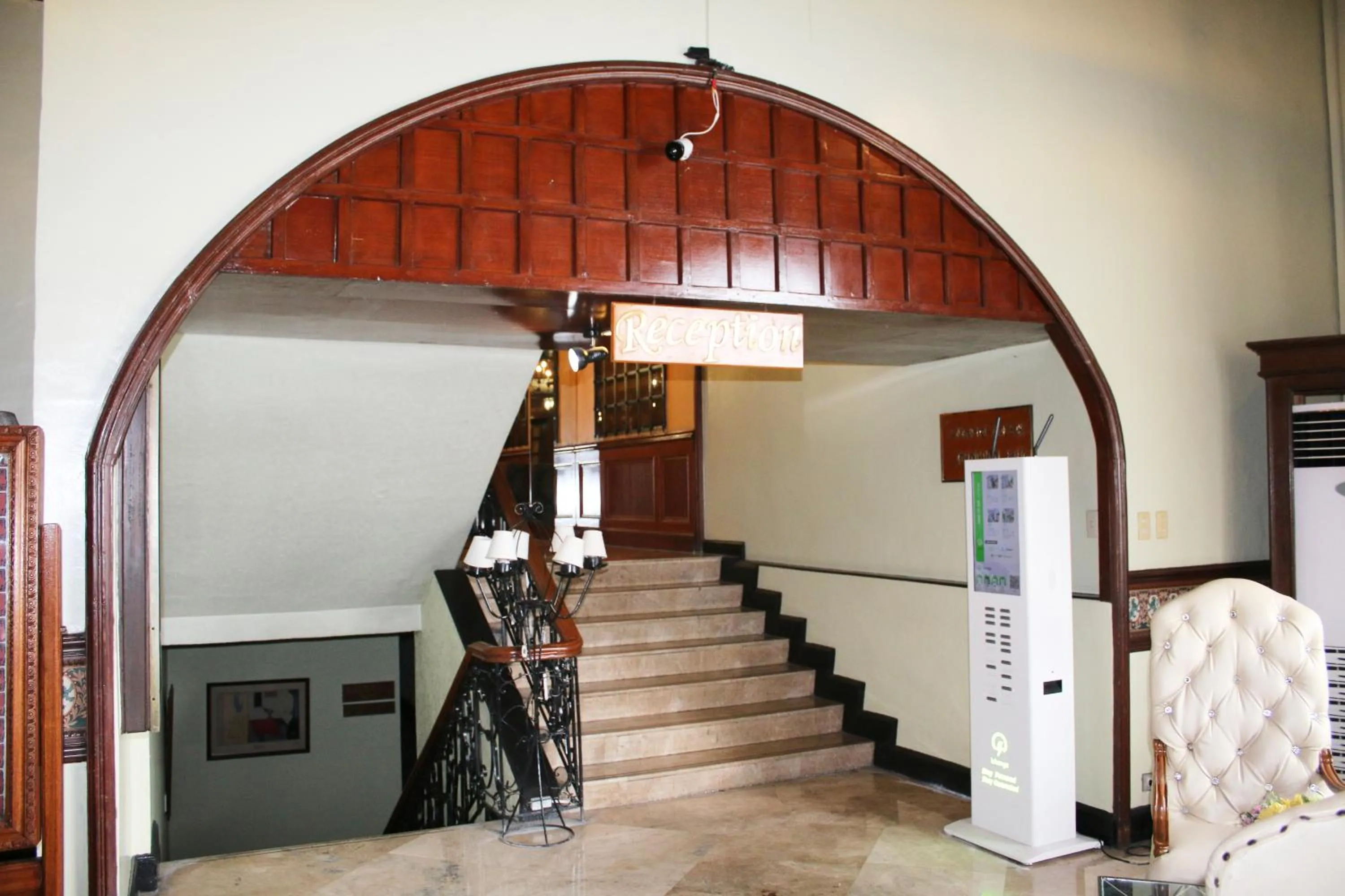 Camelot Hotel Quezon City powered by Cocotel