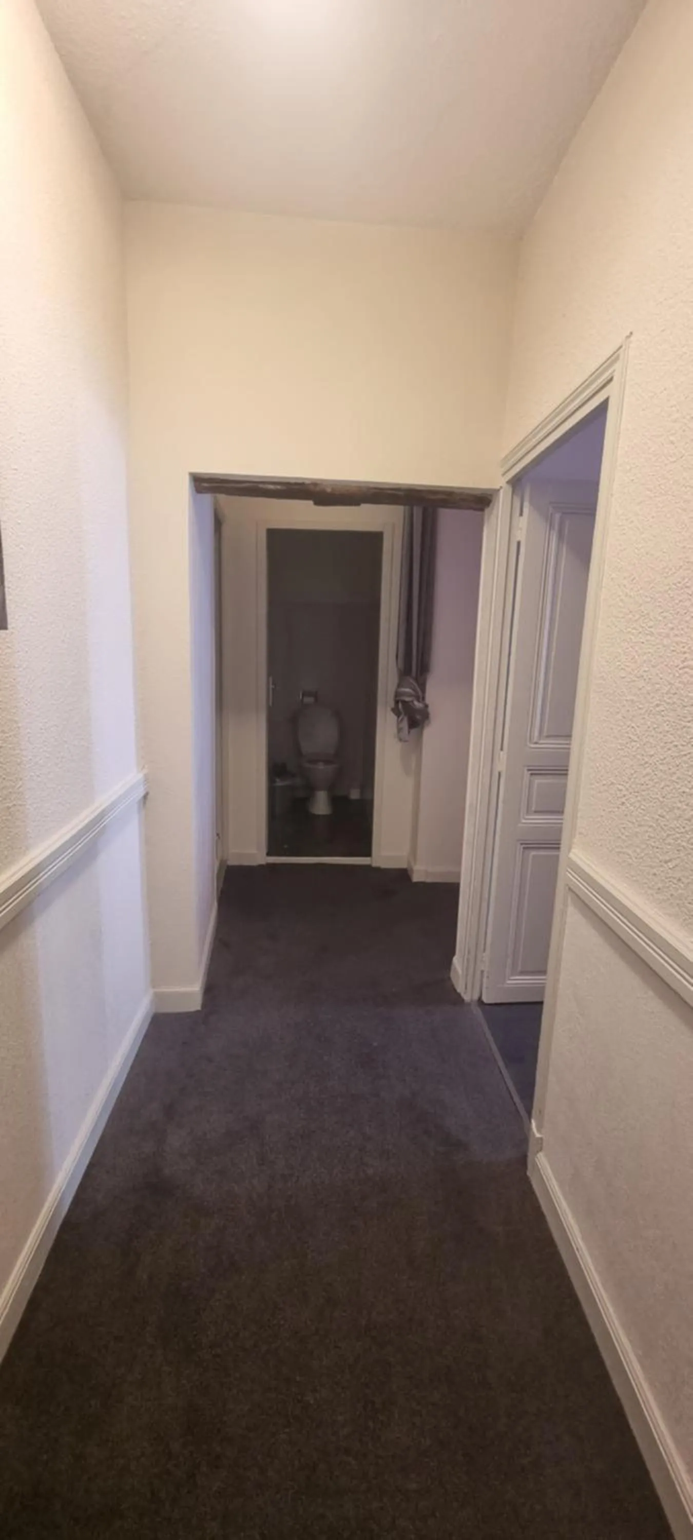 Bedroom in Hôtel Le Lons