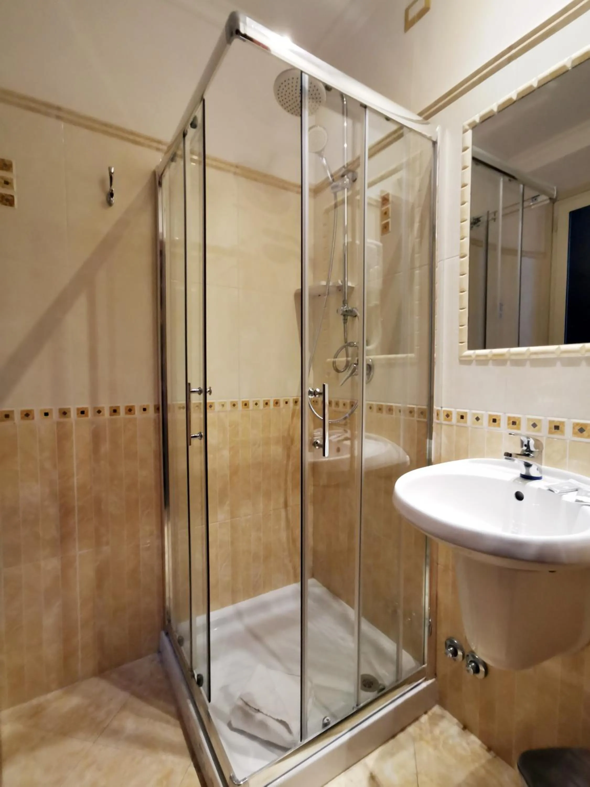 Hotel Valentino Palace