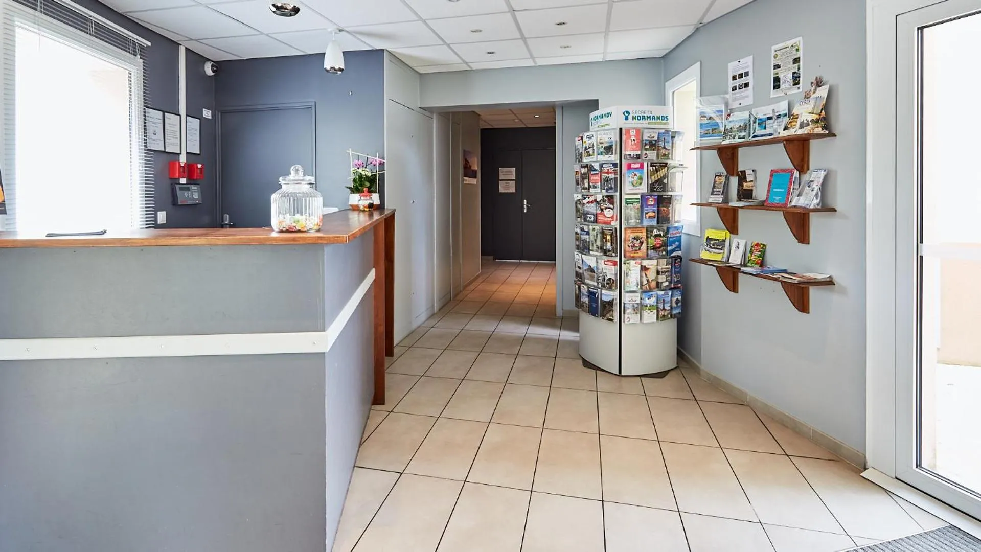 Lobby or reception in Résidence Vacancéole - Le Domaine de la Corniche