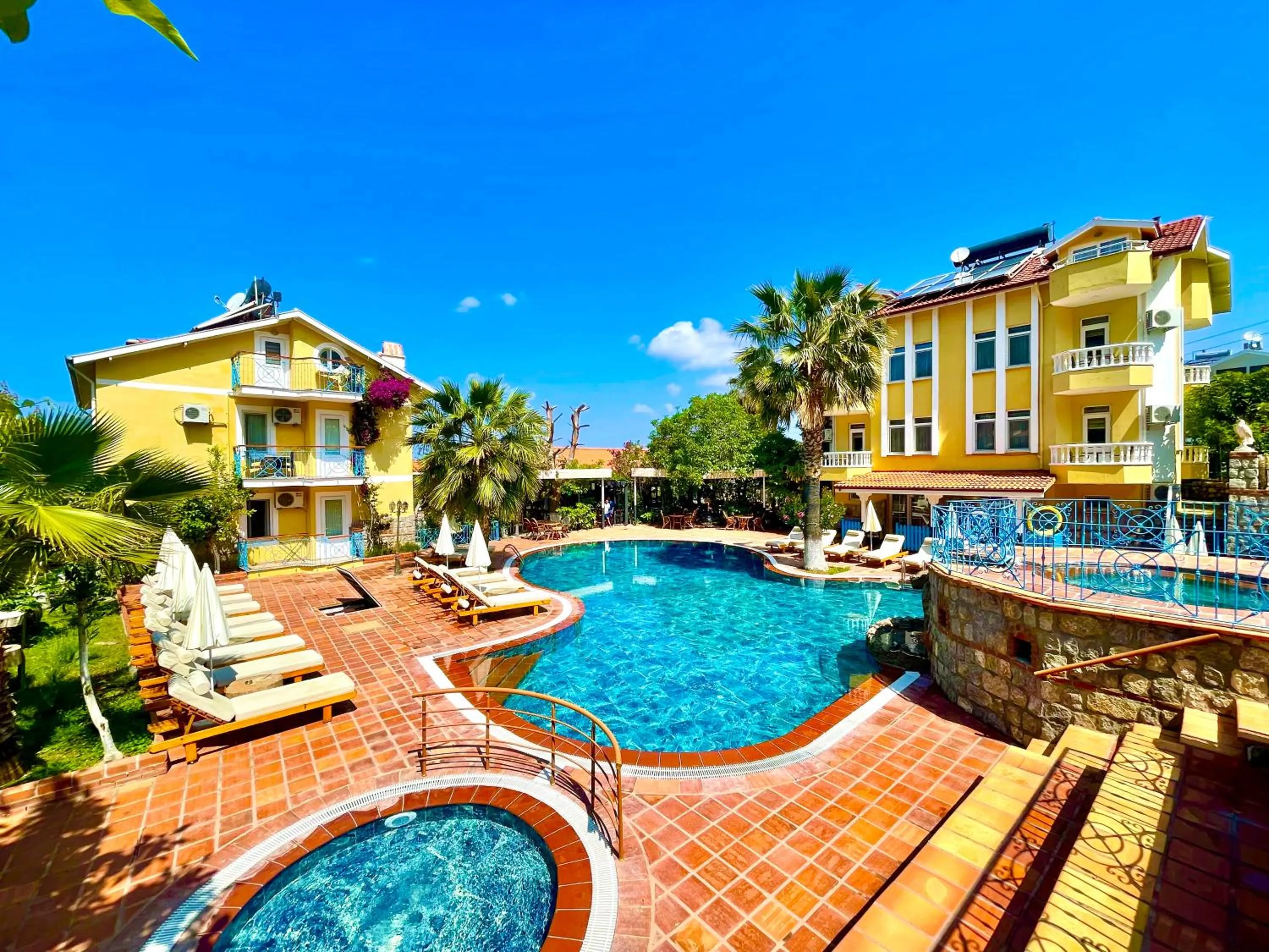 Swimming pool in Mountain Valley Oludeniz