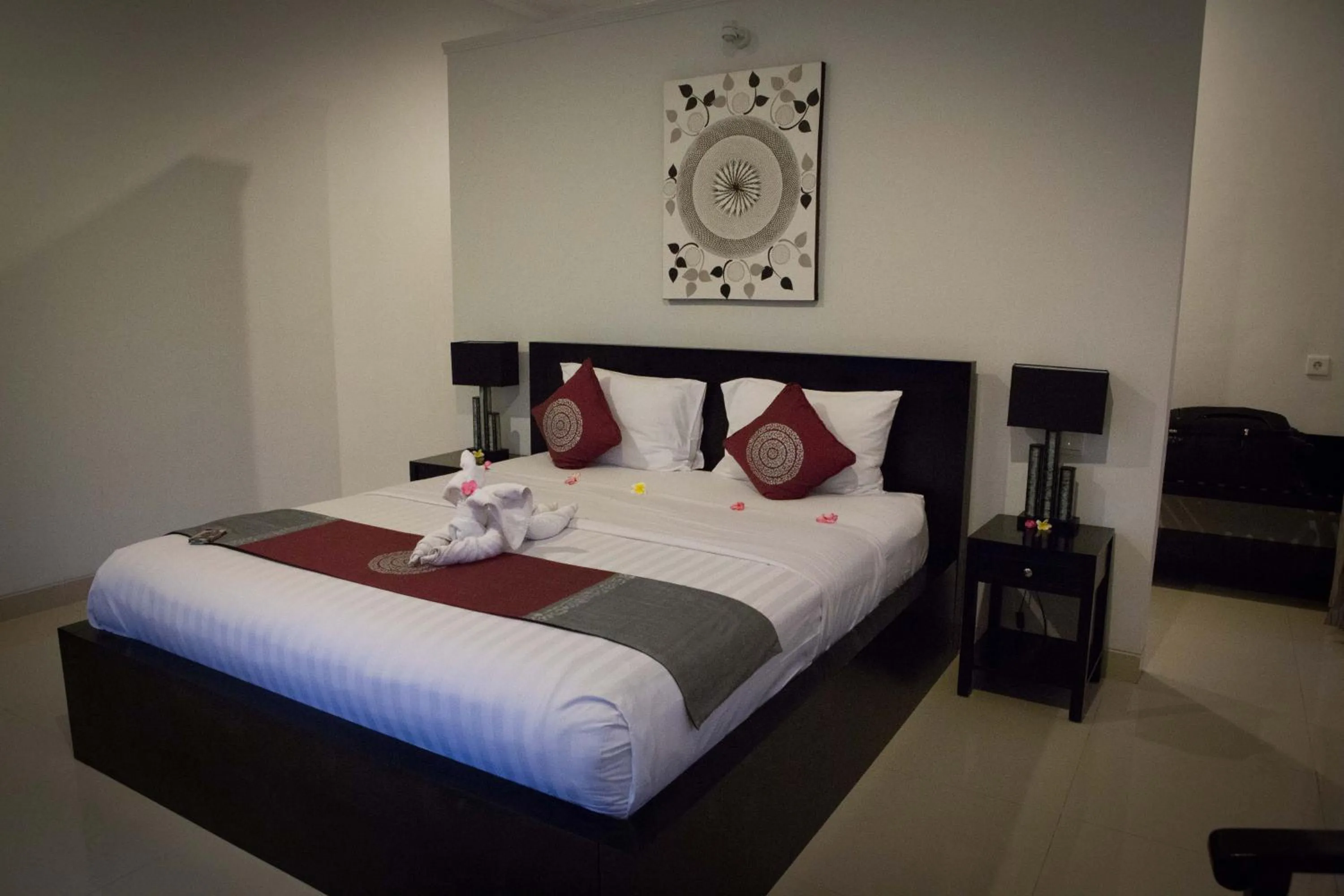 Photo of the whole room, Bed in Kelapa Lovina Beach Villa