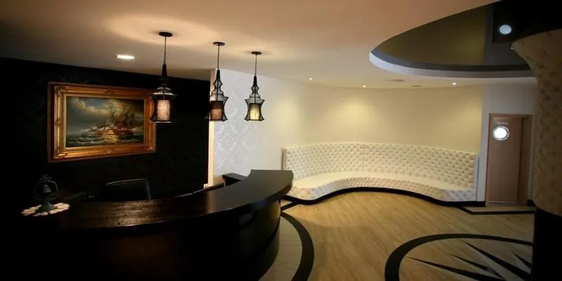 Lobby or reception in Hotel Czarna Perła