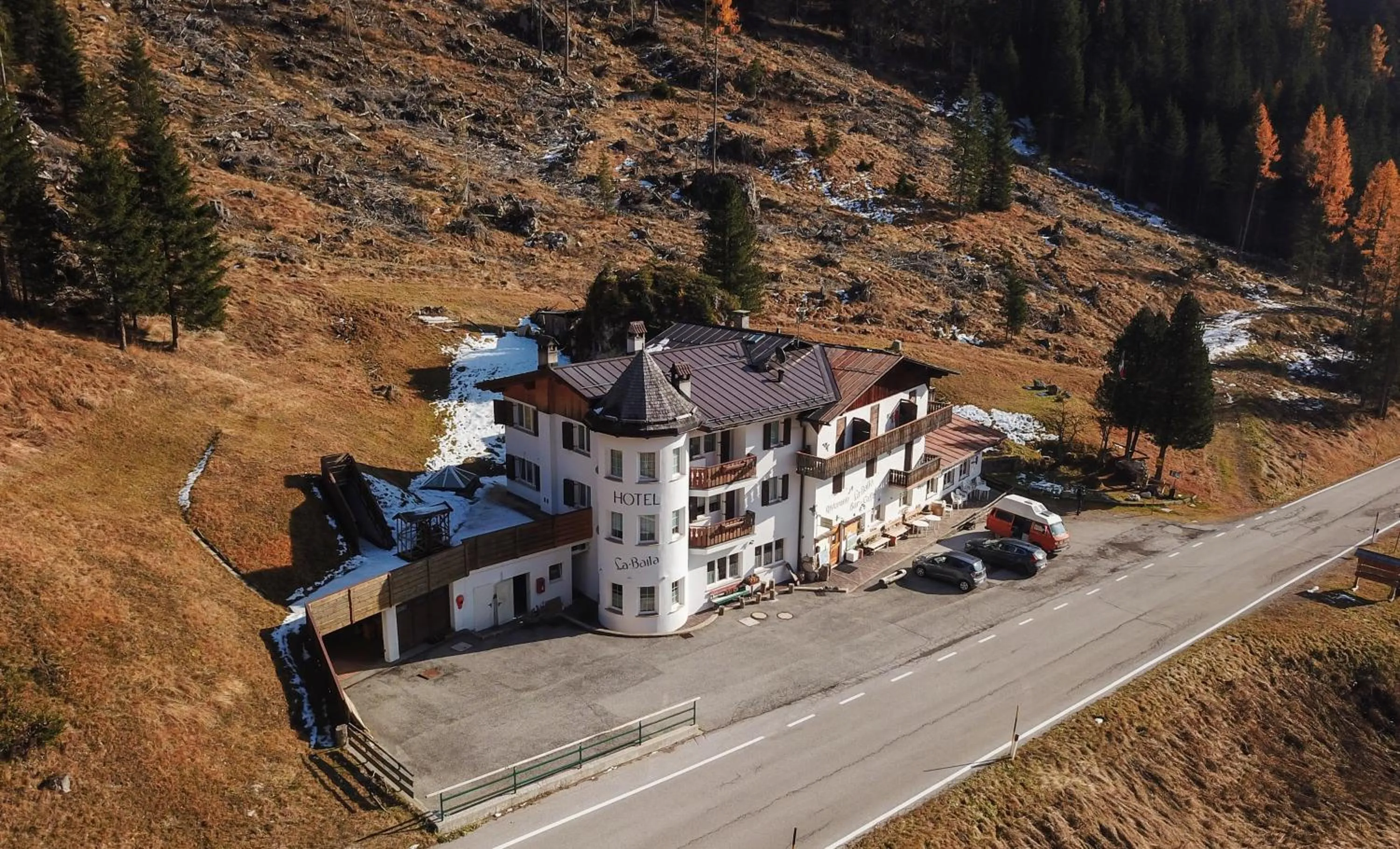 Property building in La Baita